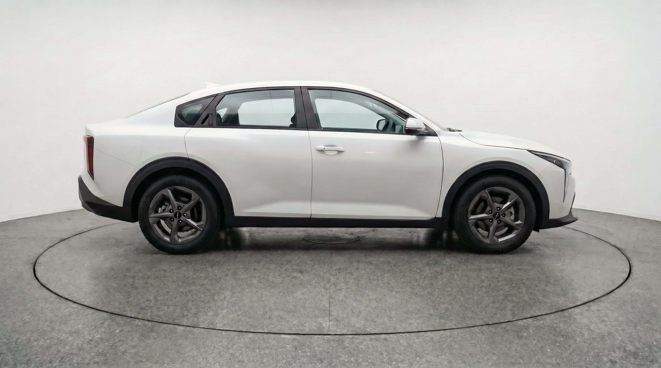 Thumbnail: 2026 Kia K4 - 10