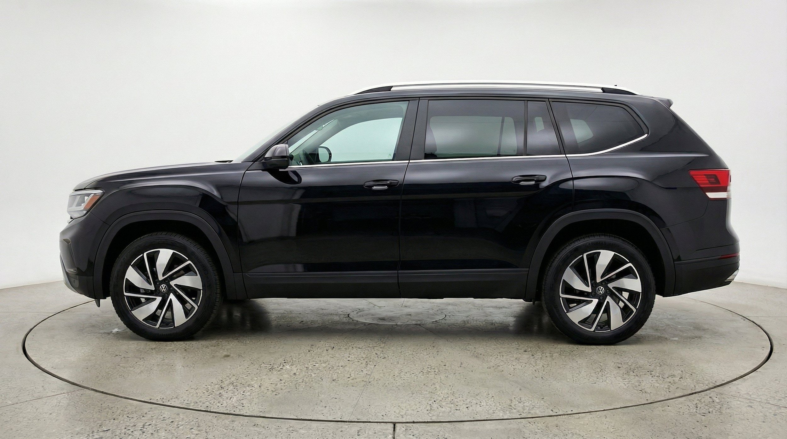 Thumbnail: 2026 Volkswagen Atlas - 5