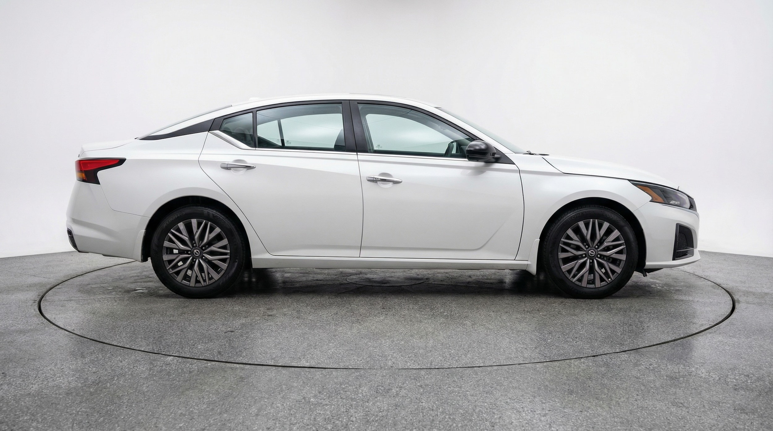 Thumbnail: 2025 Nissan Altima - 8