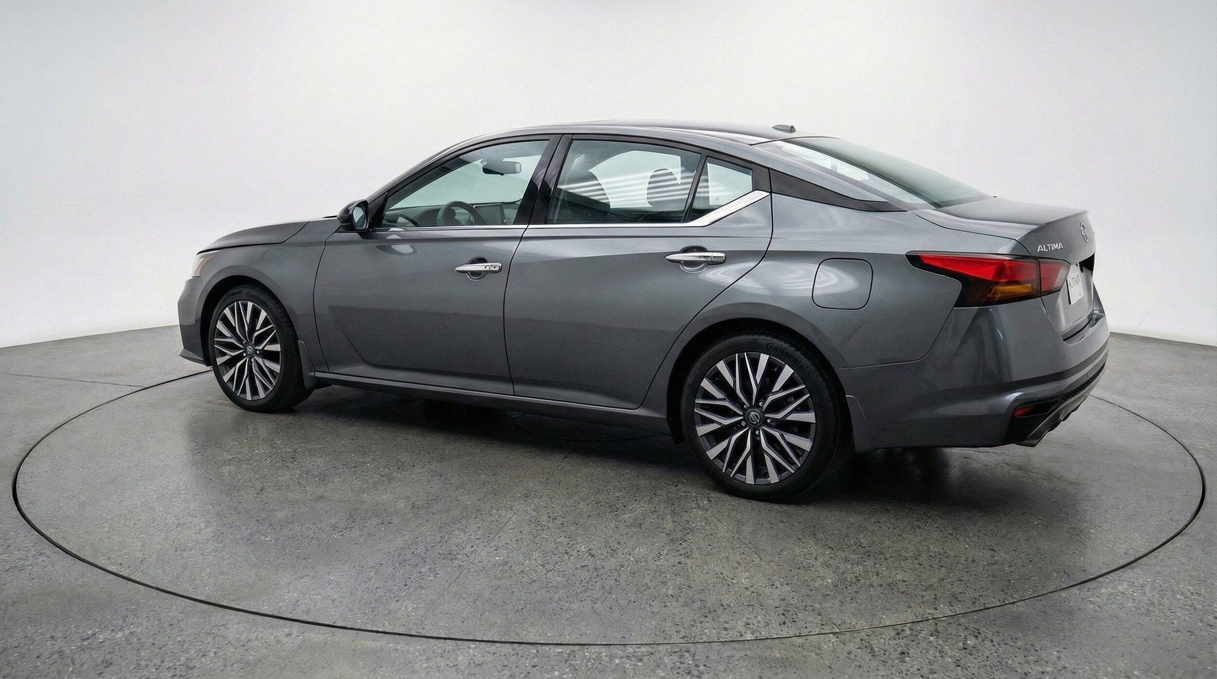Thumbnail: 2025 Nissan Altima - 6