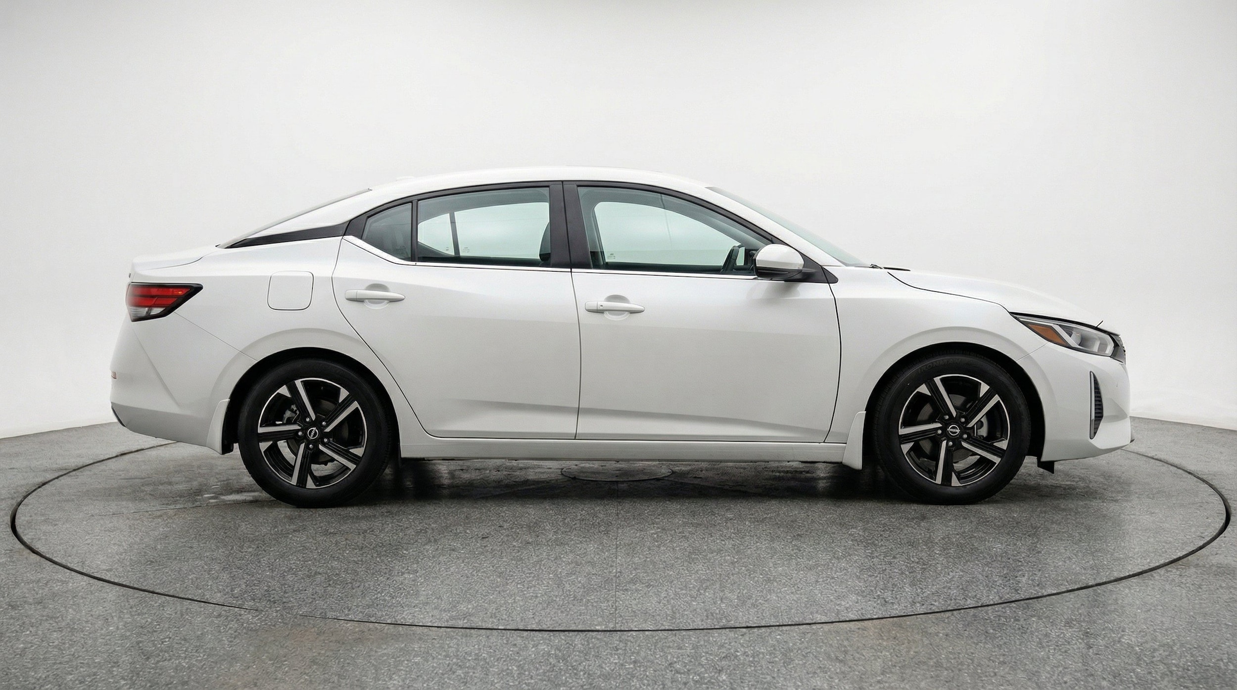 Thumbnail: 2025 Nissan Sentra - 11