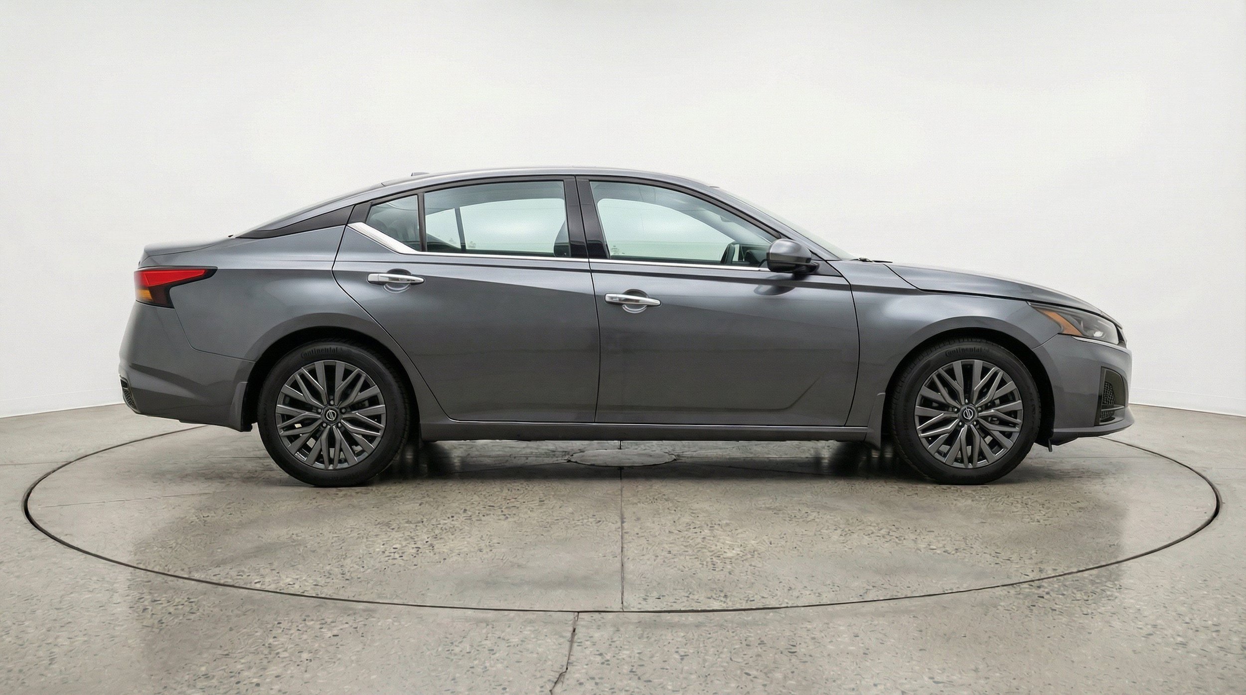 Thumbnail: 2025 Nissan Altima - 11
