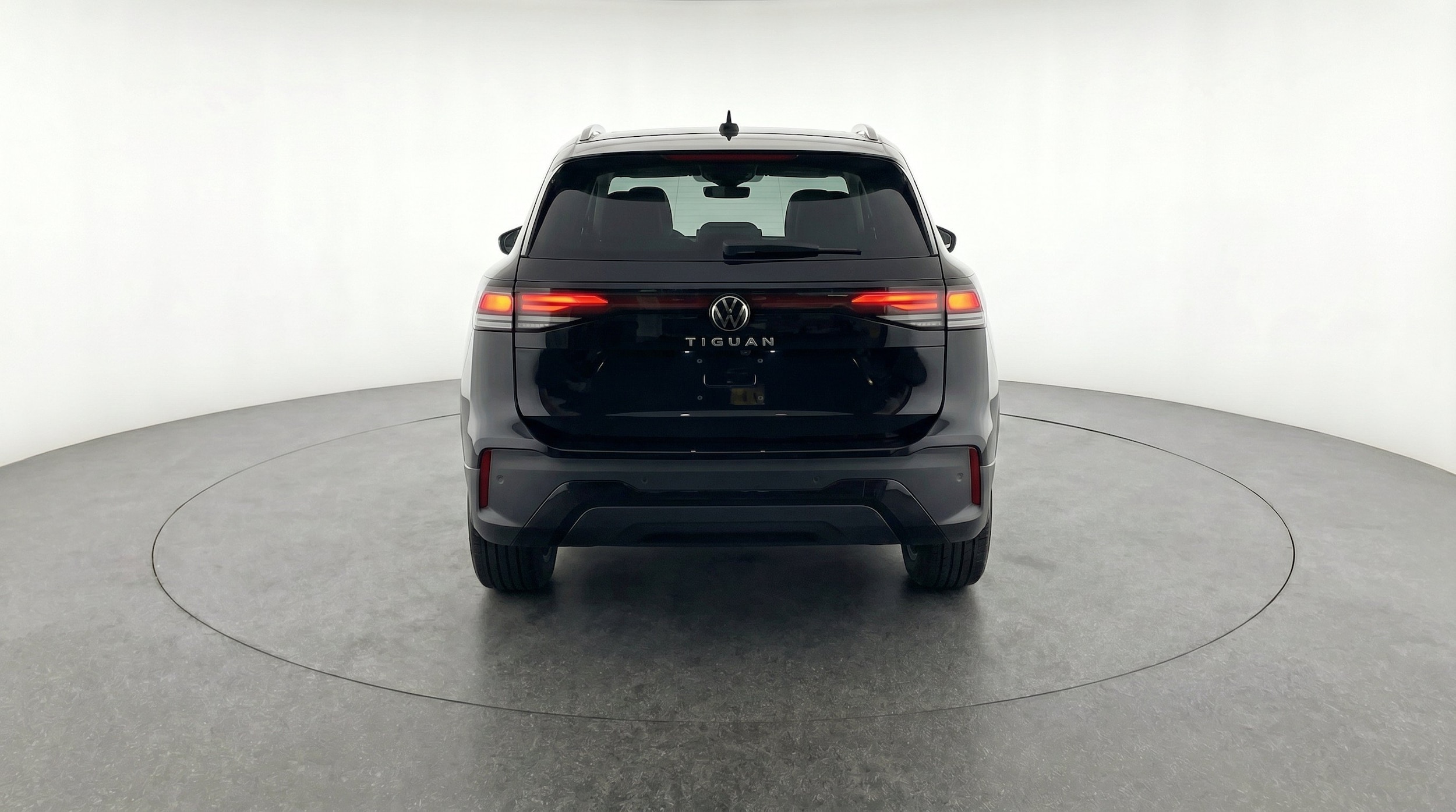 Thumbnail: 2026 Volkswagen Tiguan - 7