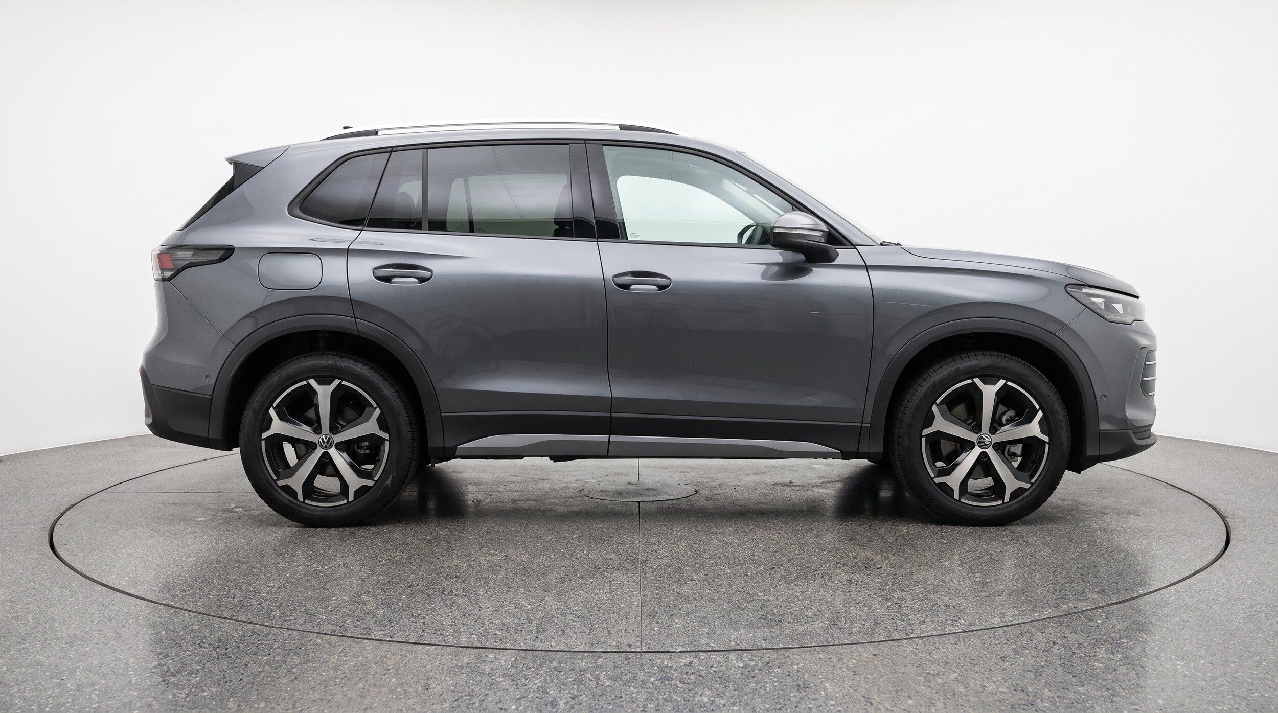 Thumbnail: 2026 Volkswagen Tiguan - 11