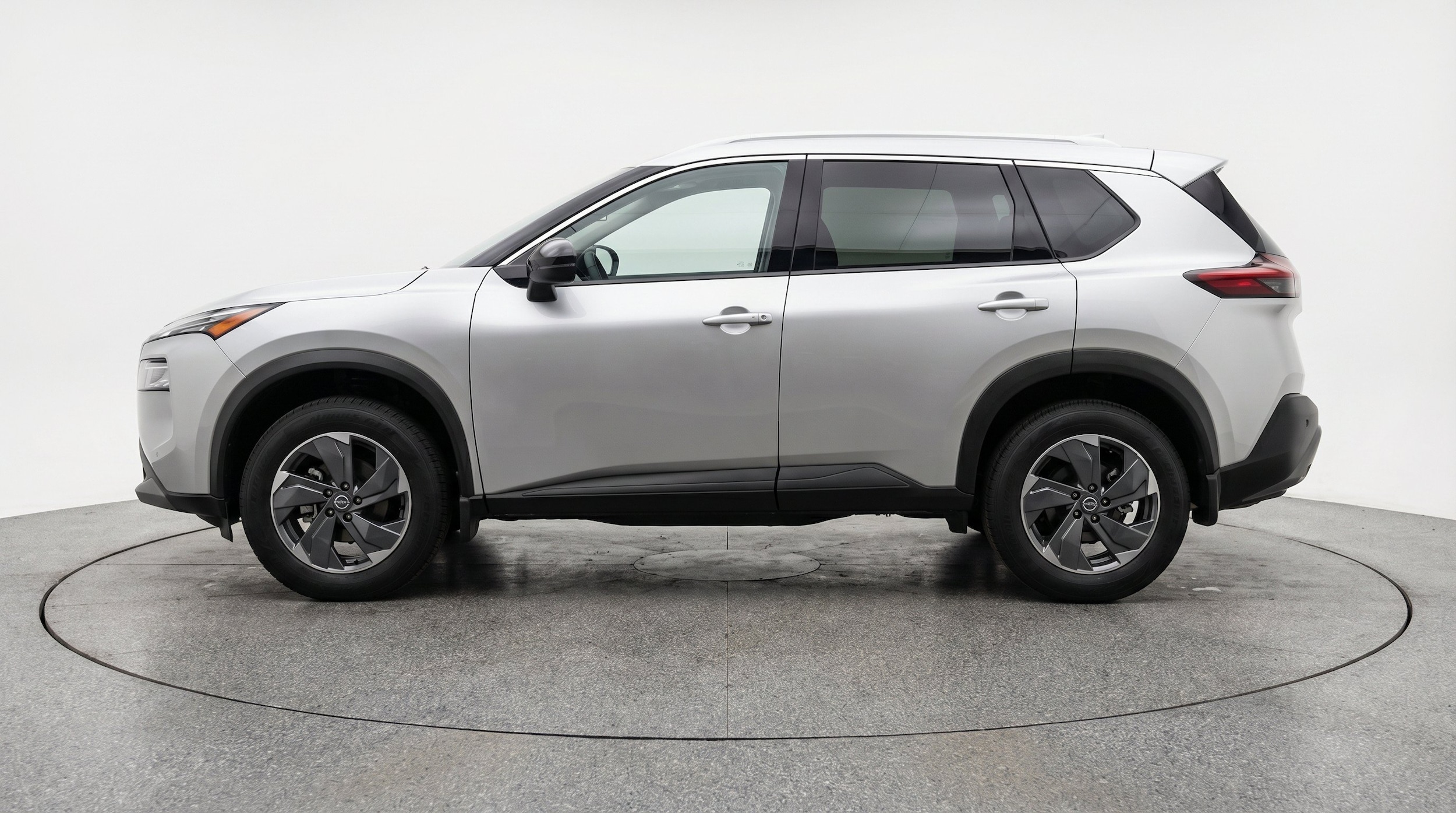 Thumbnail: 2025 Nissan Rogue - 5
