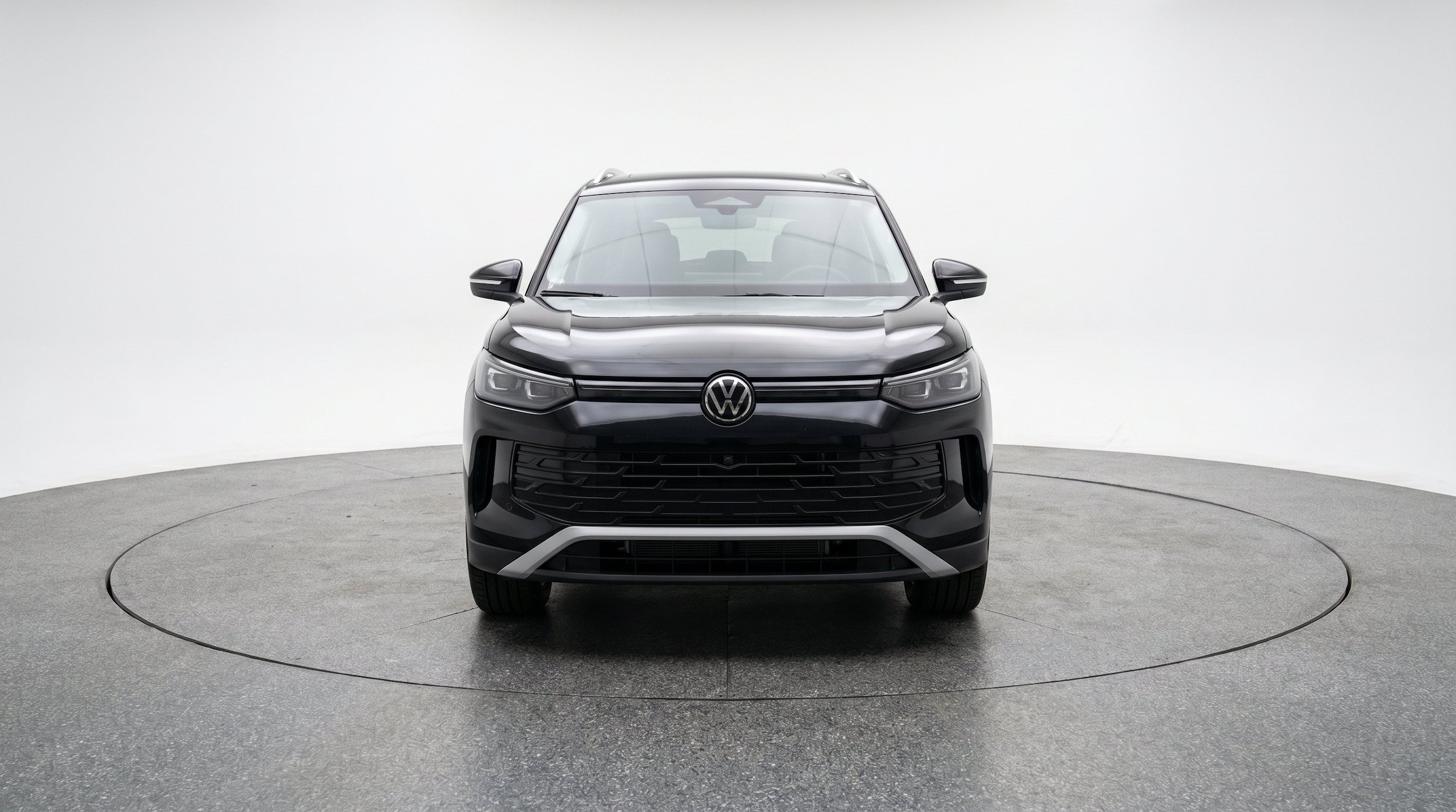 Thumbnail: 2026 Volkswagen Tiguan - 2