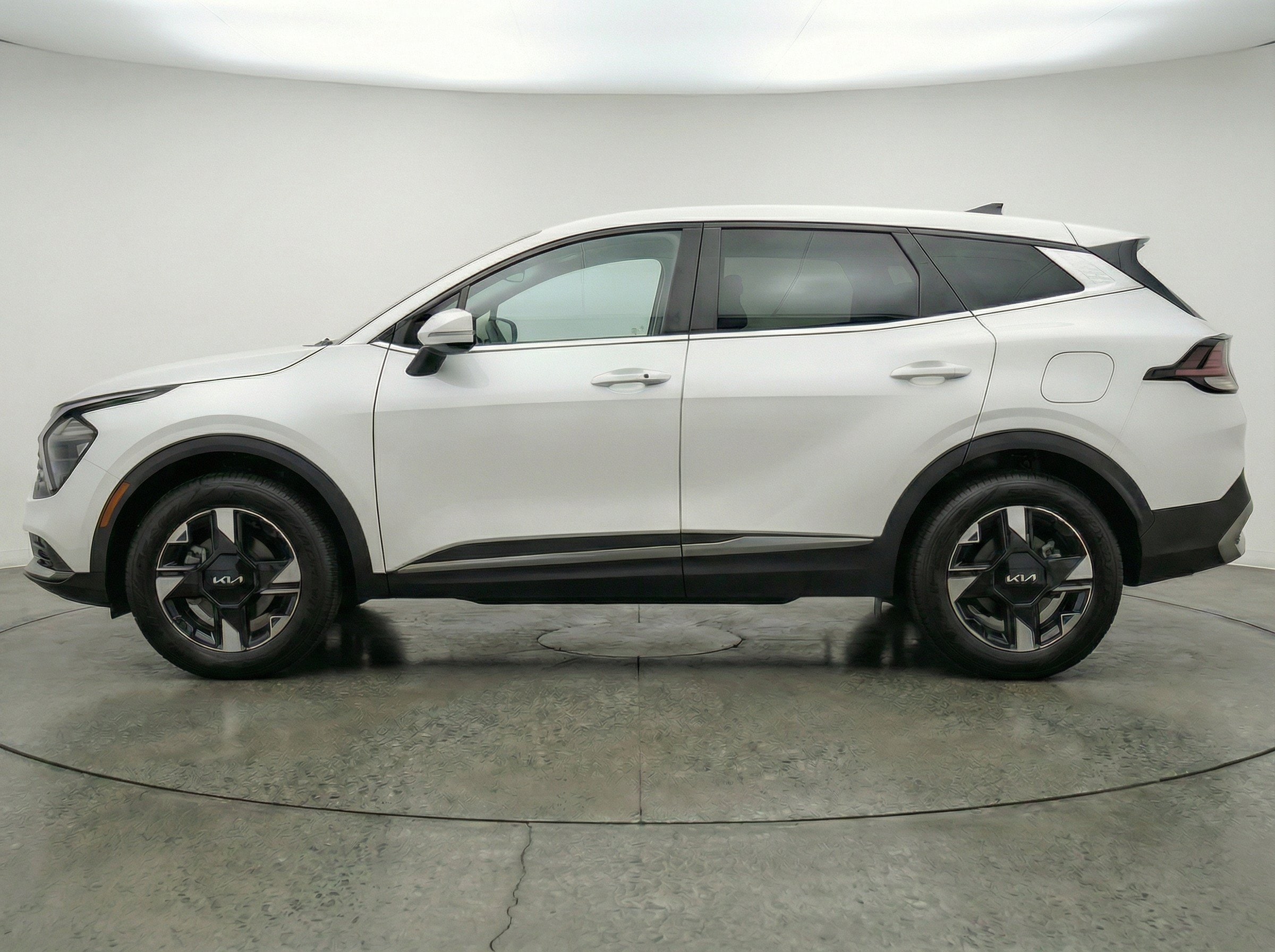 Thumbnail: 2026 Kia Sportage - 4