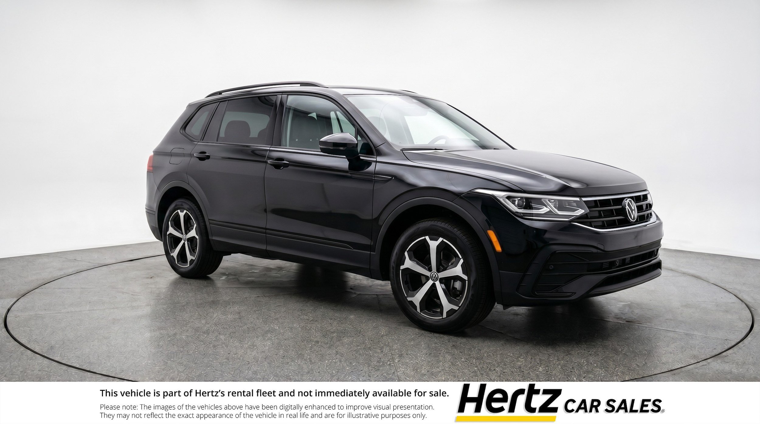 Thumbnail: 2026 Volkswagen Tiguan - 1