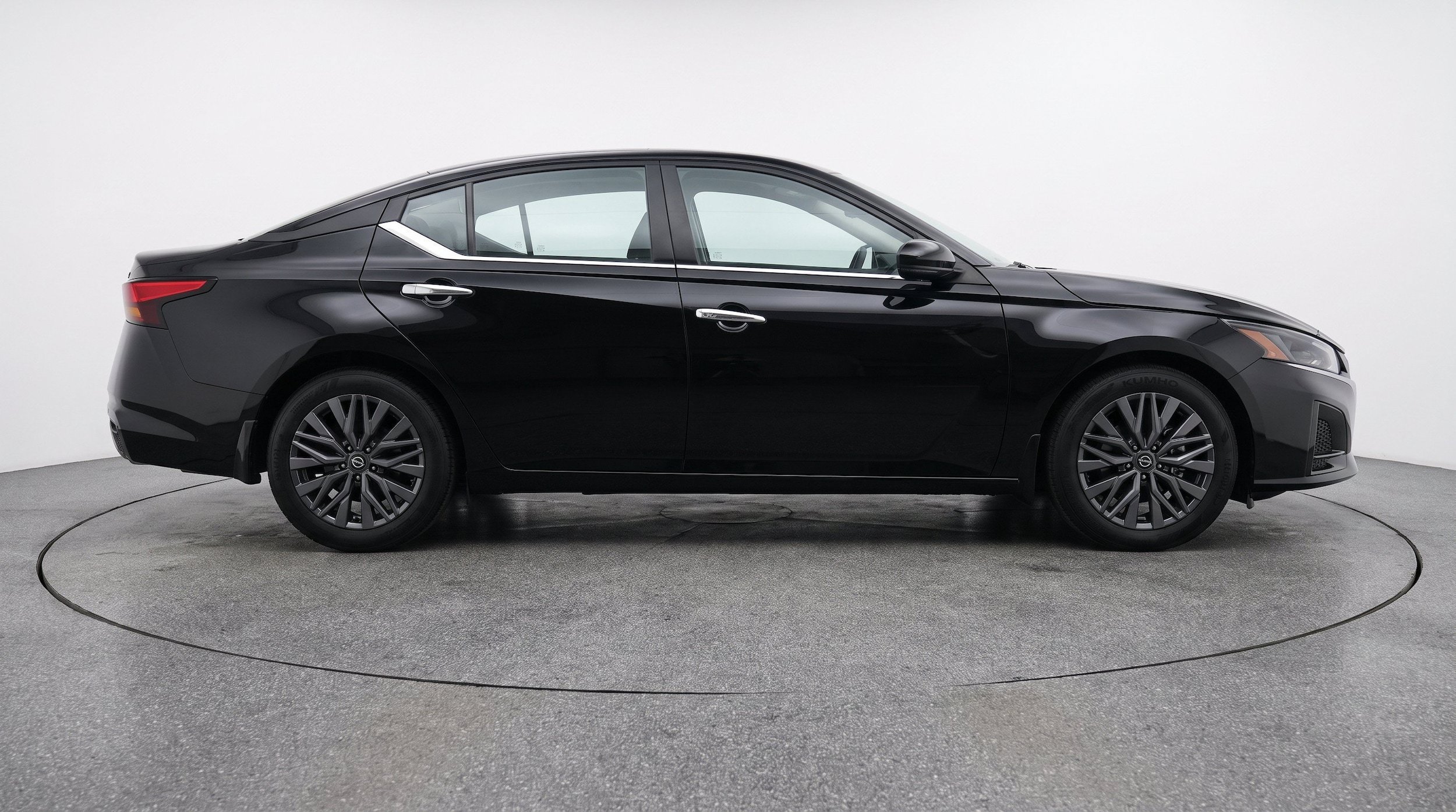 Thumbnail: 2025 Nissan Altima - 11