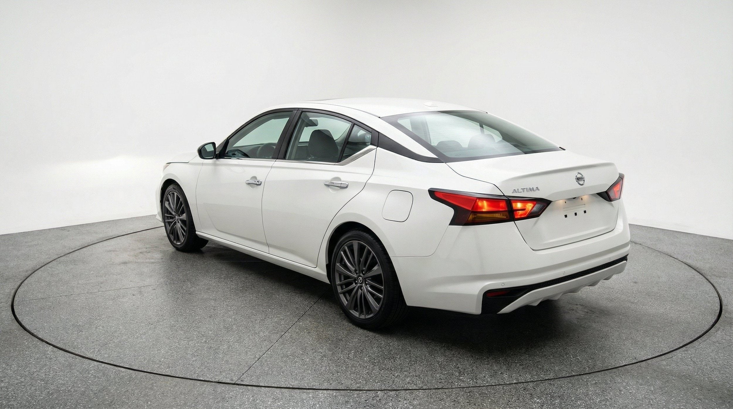 Thumbnail: 2025 Nissan Altima - 6