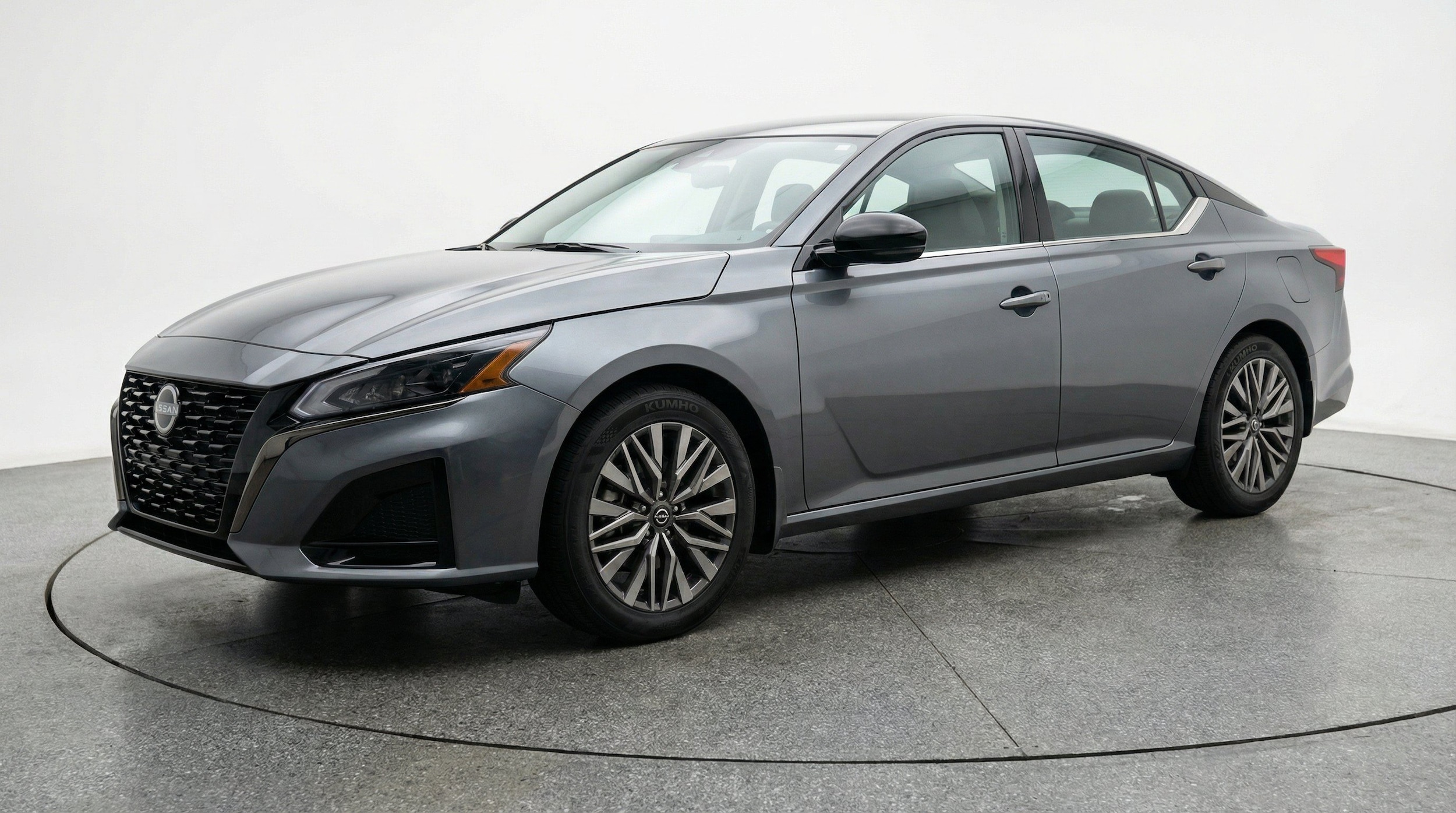 Thumbnail: 2025 Nissan Altima - 3