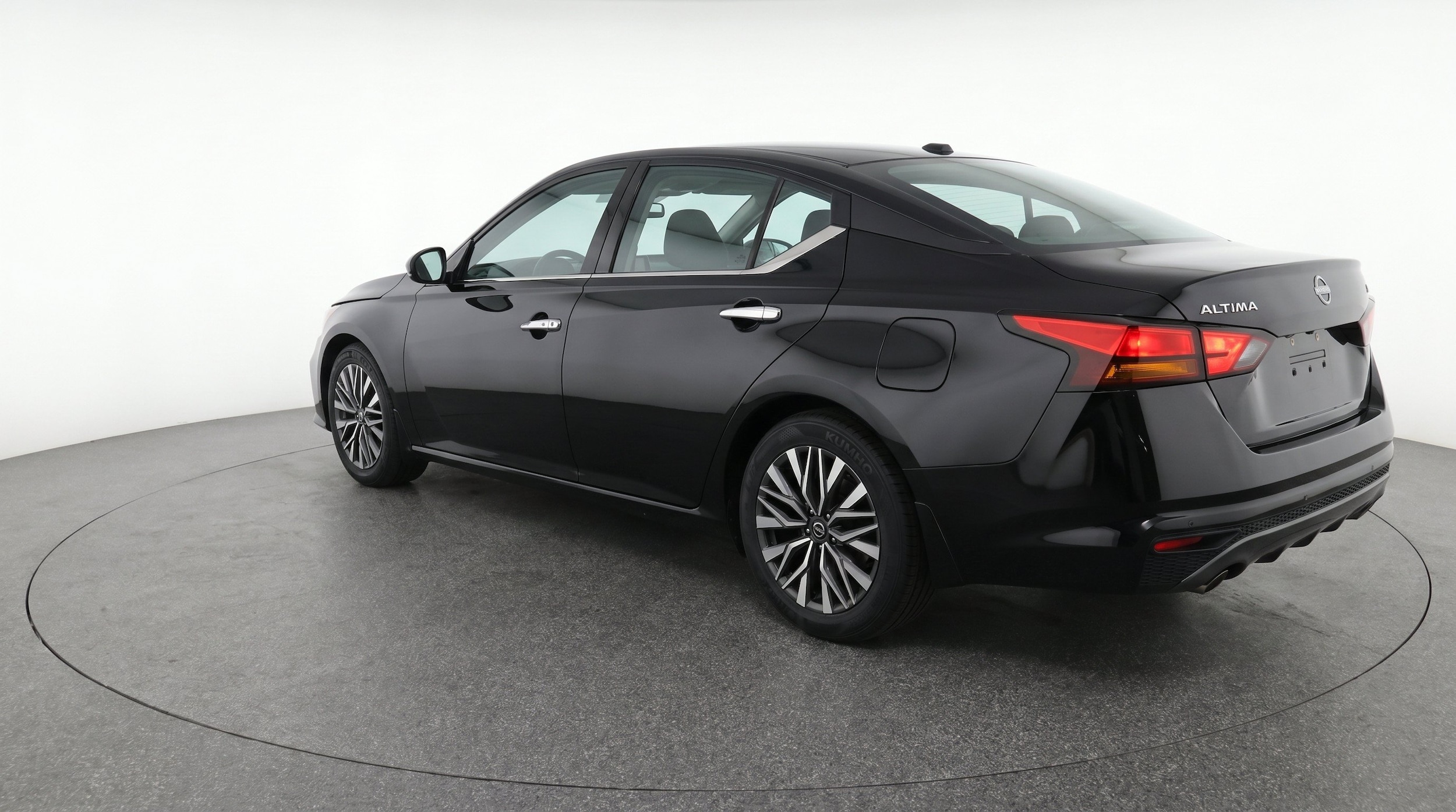 Thumbnail: 2025 Nissan Altima - 6