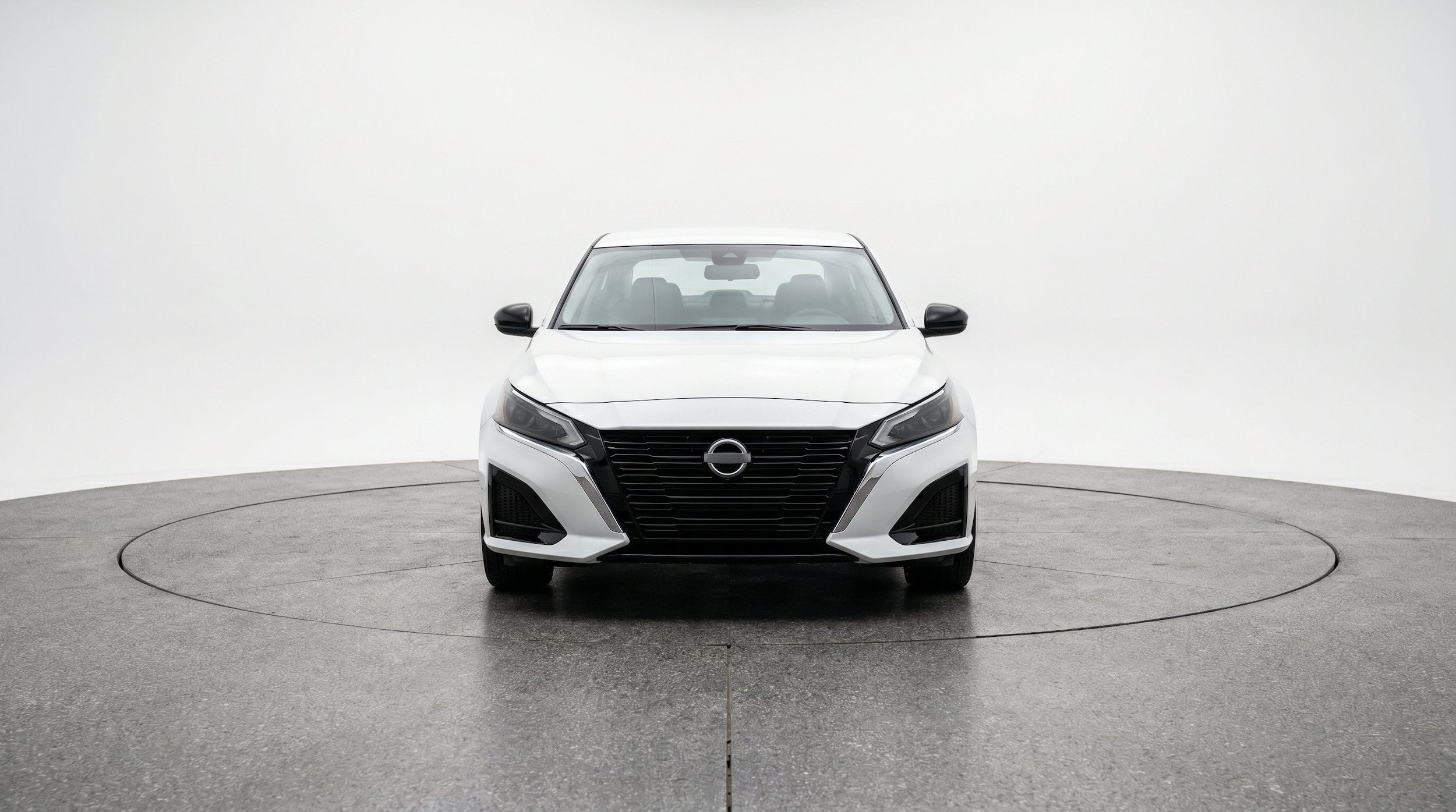 Thumbnail: 2025 Nissan Altima - 2