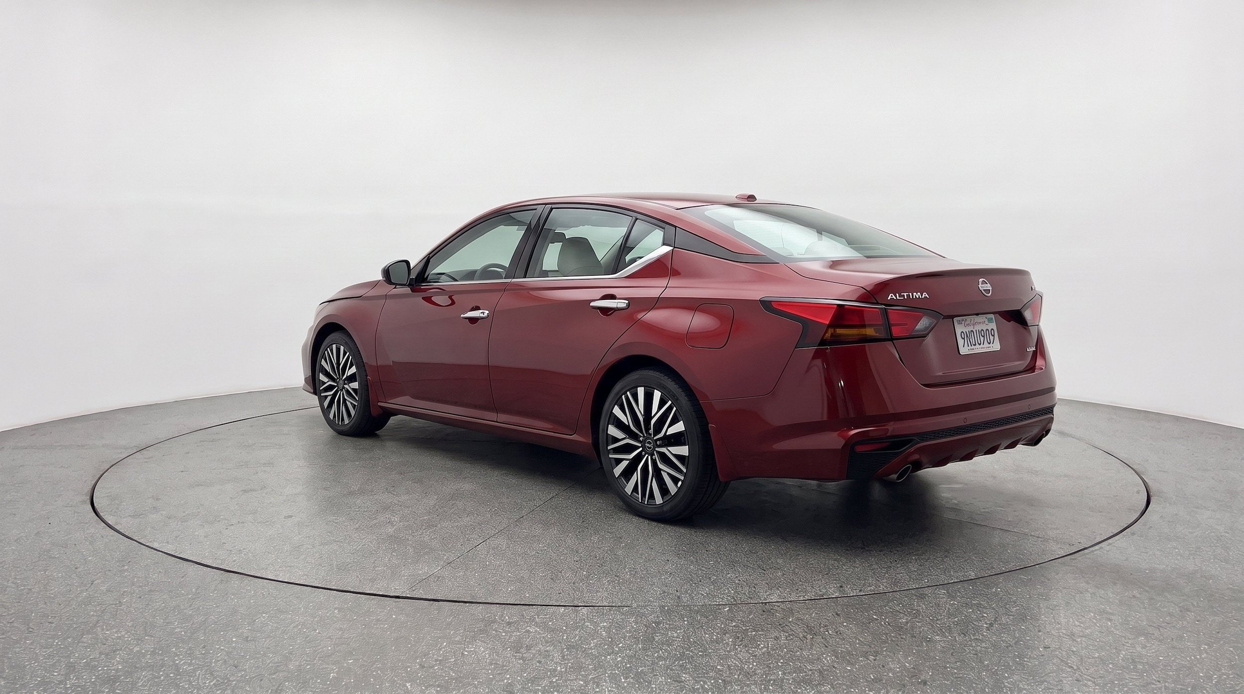 Thumbnail: 2025 Nissan Altima - 6