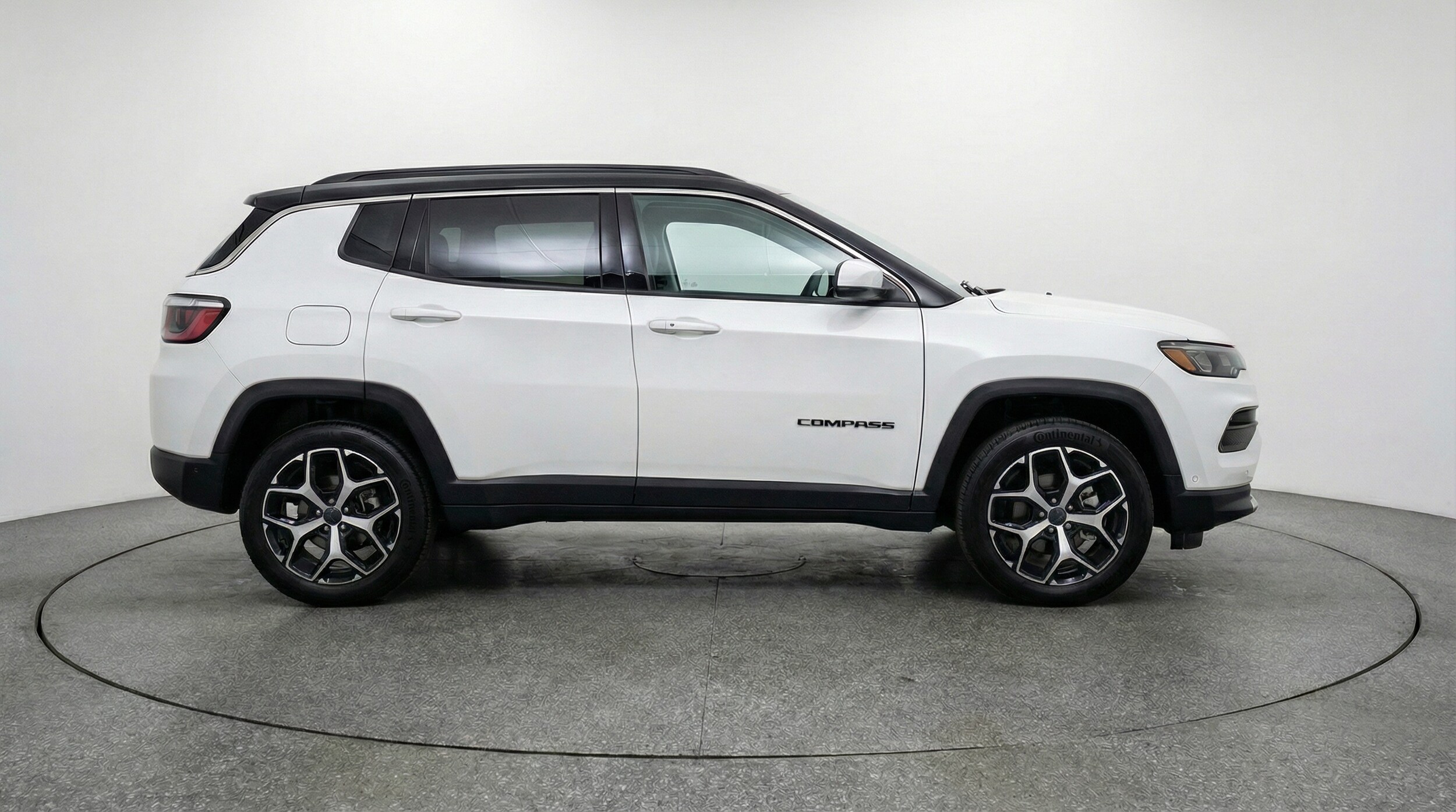 Thumbnail: 2025 Jeep Compass - 8