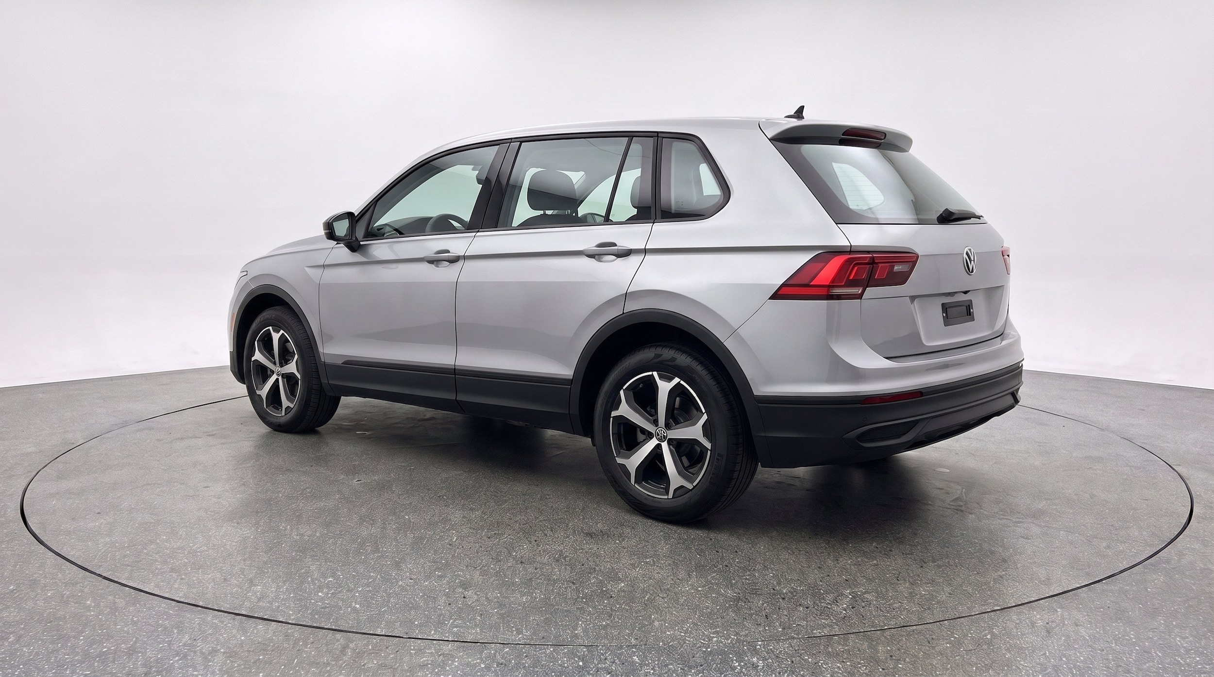 Thumbnail: 2026 Volkswagen Tiguan - 6