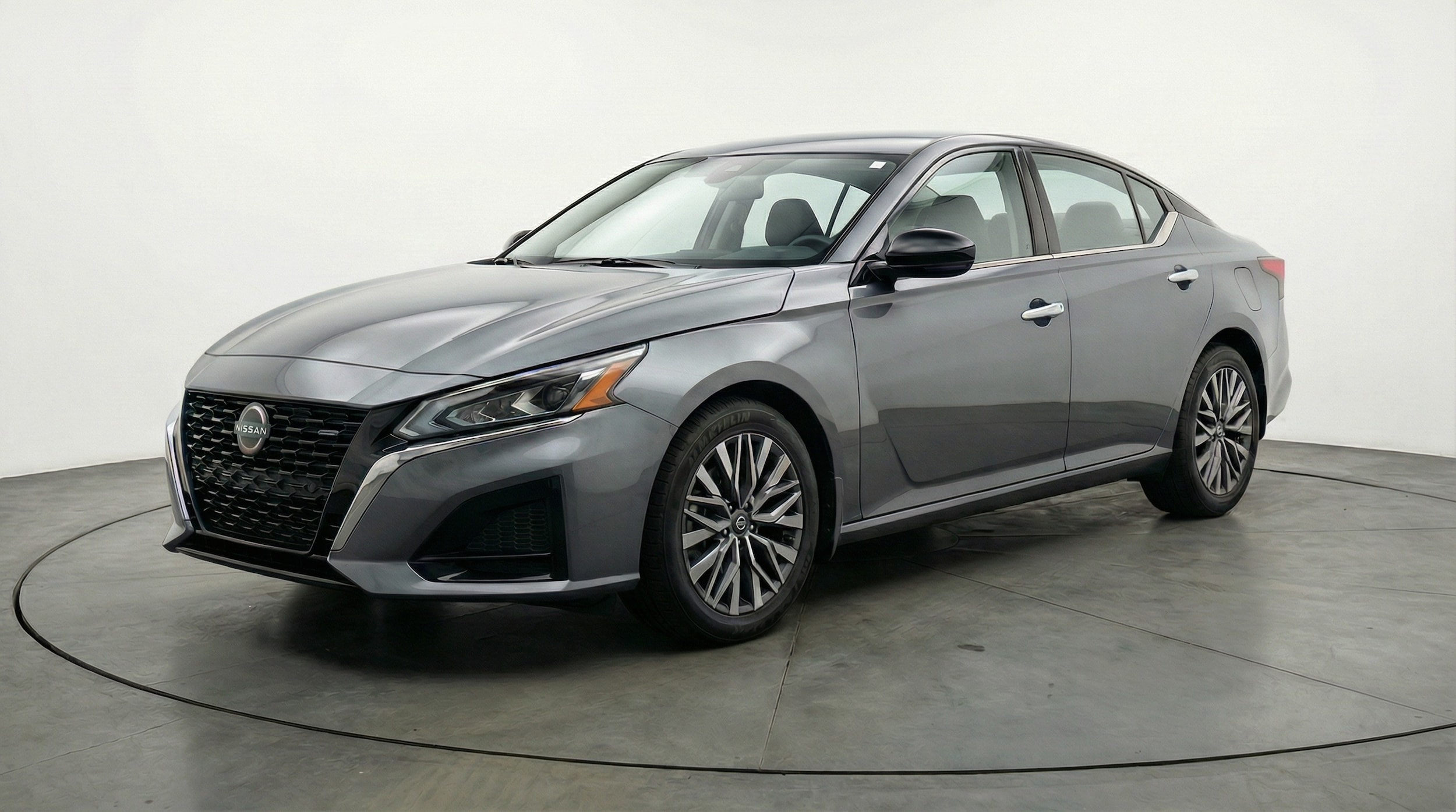 Thumbnail: 2025 Nissan Altima - 3