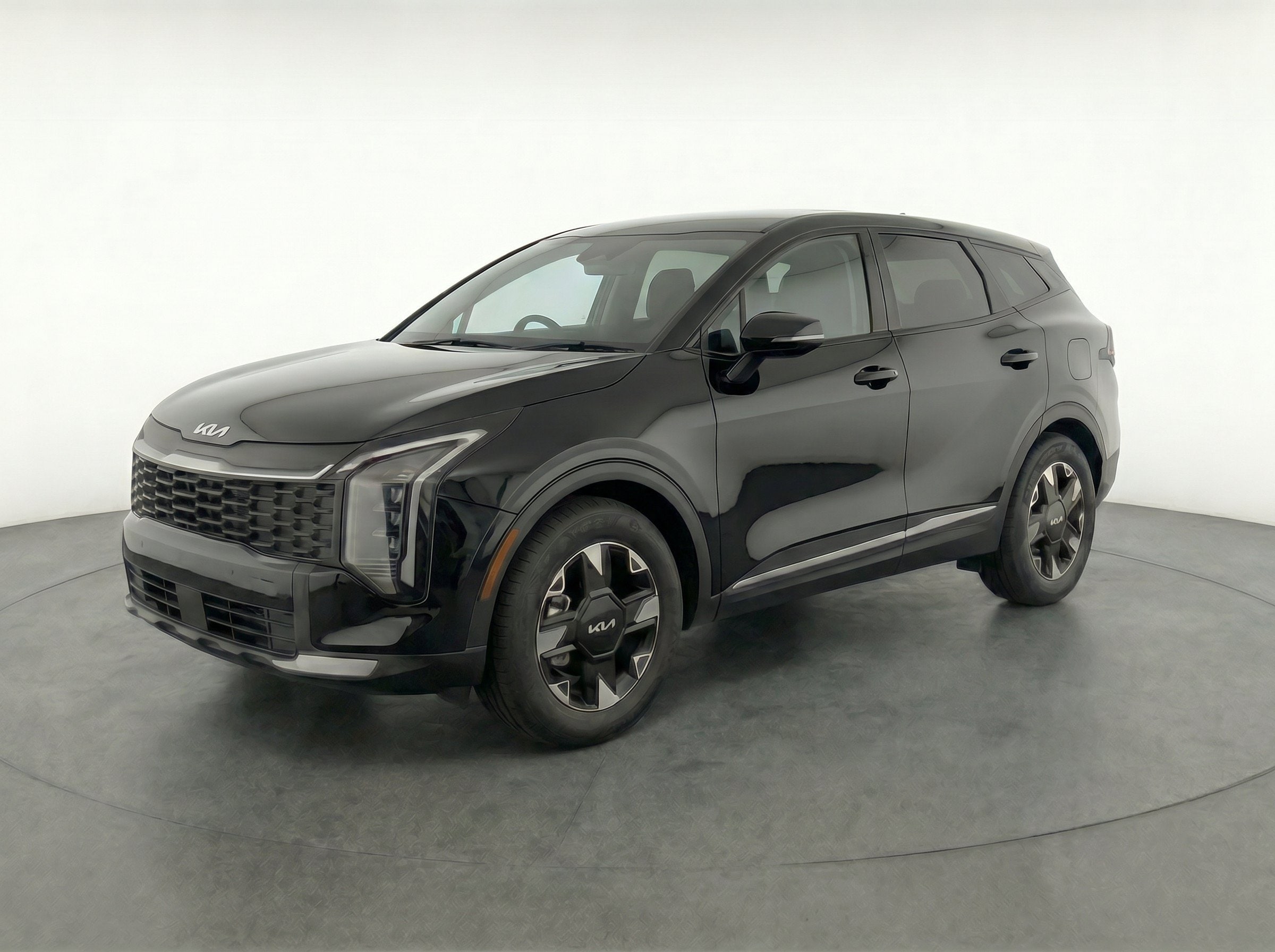 Thumbnail: 2026 Kia Sportage - 3