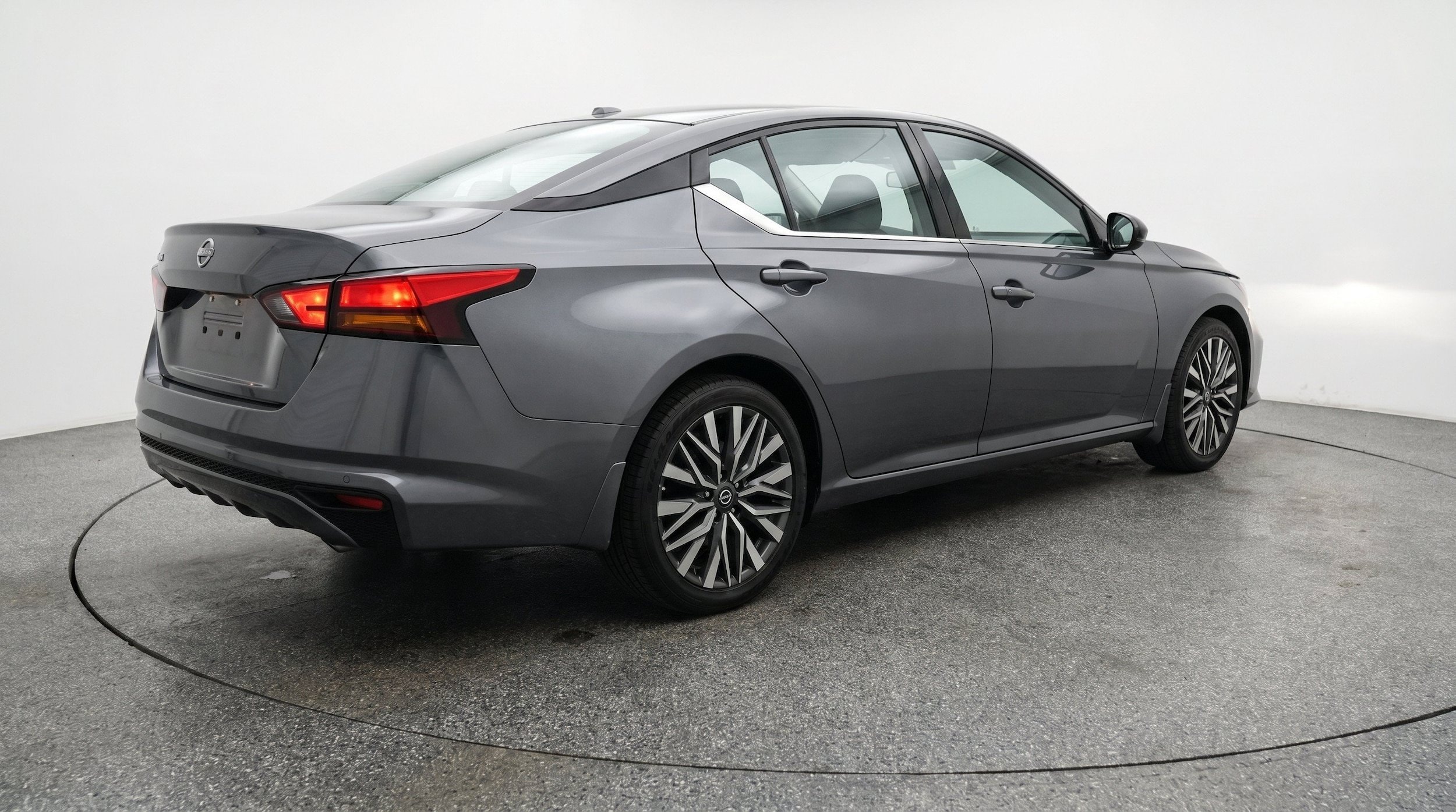 Thumbnail: 2025 Nissan Altima - 9
