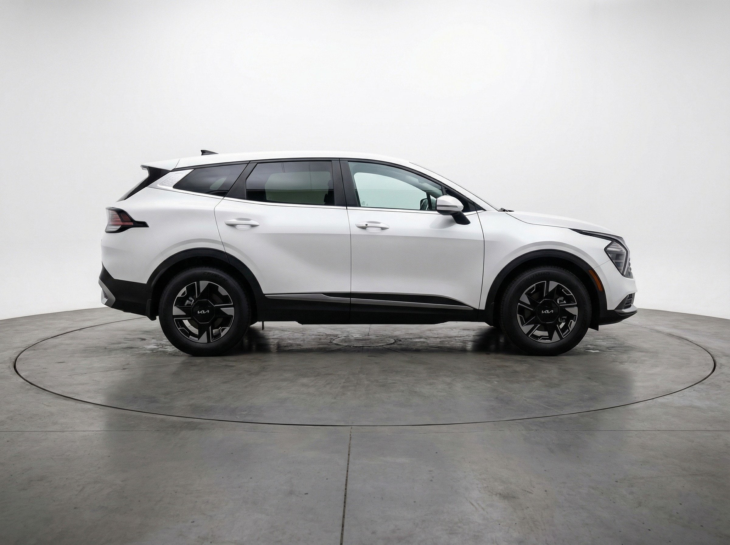 Thumbnail: 2026 Kia Sportage - 8