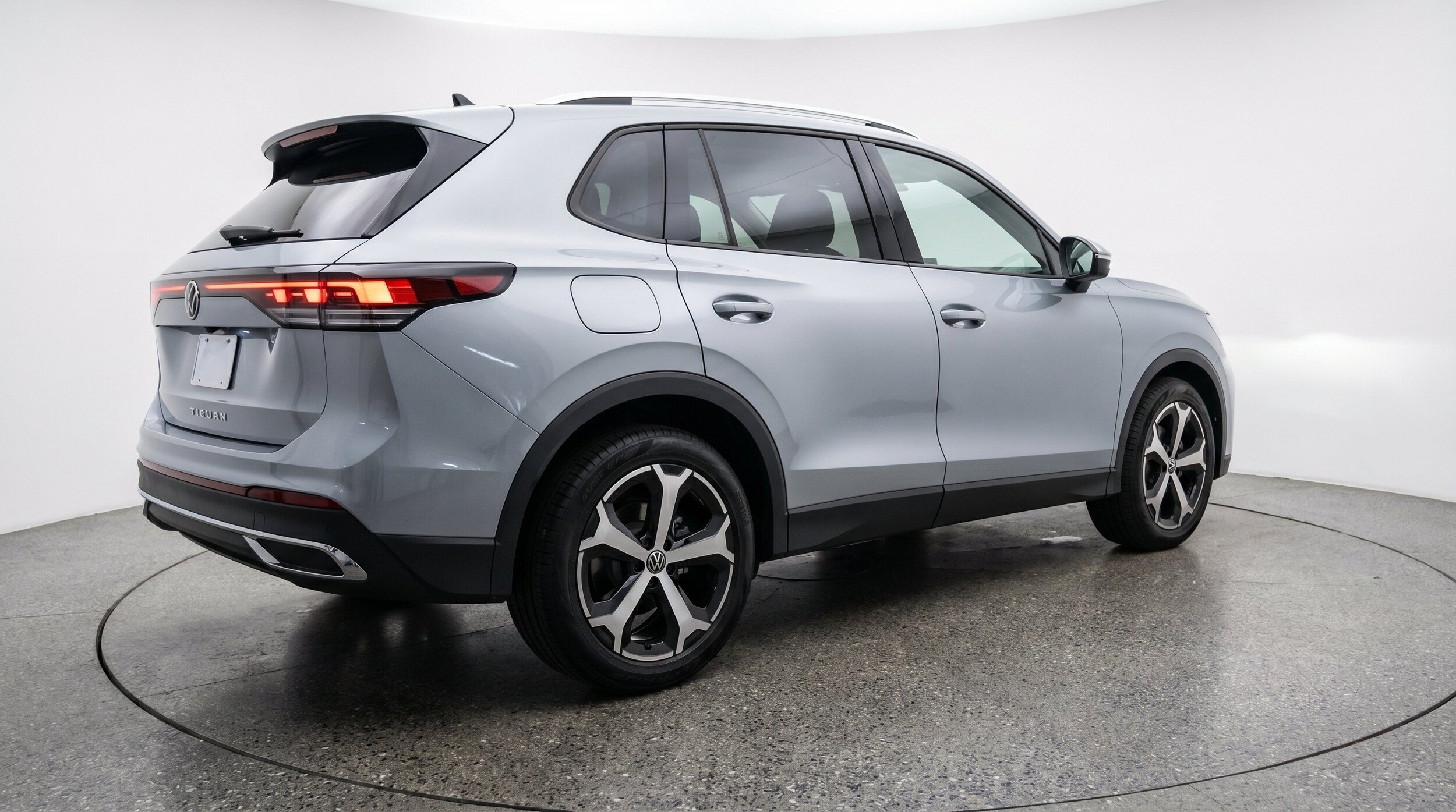 Thumbnail: 2026 Volkswagen Tiguan - 9
