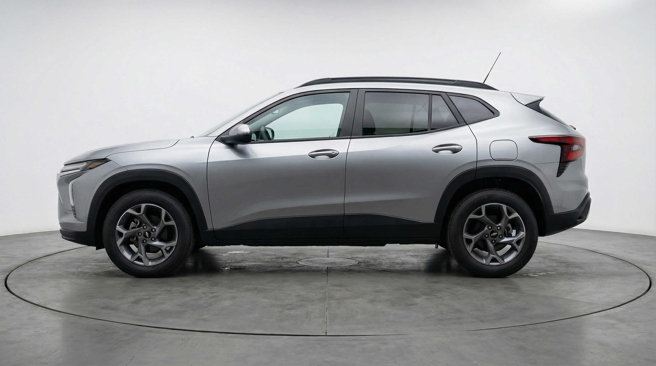 Thumbnail: 2025 Chevrolet Trax - 4