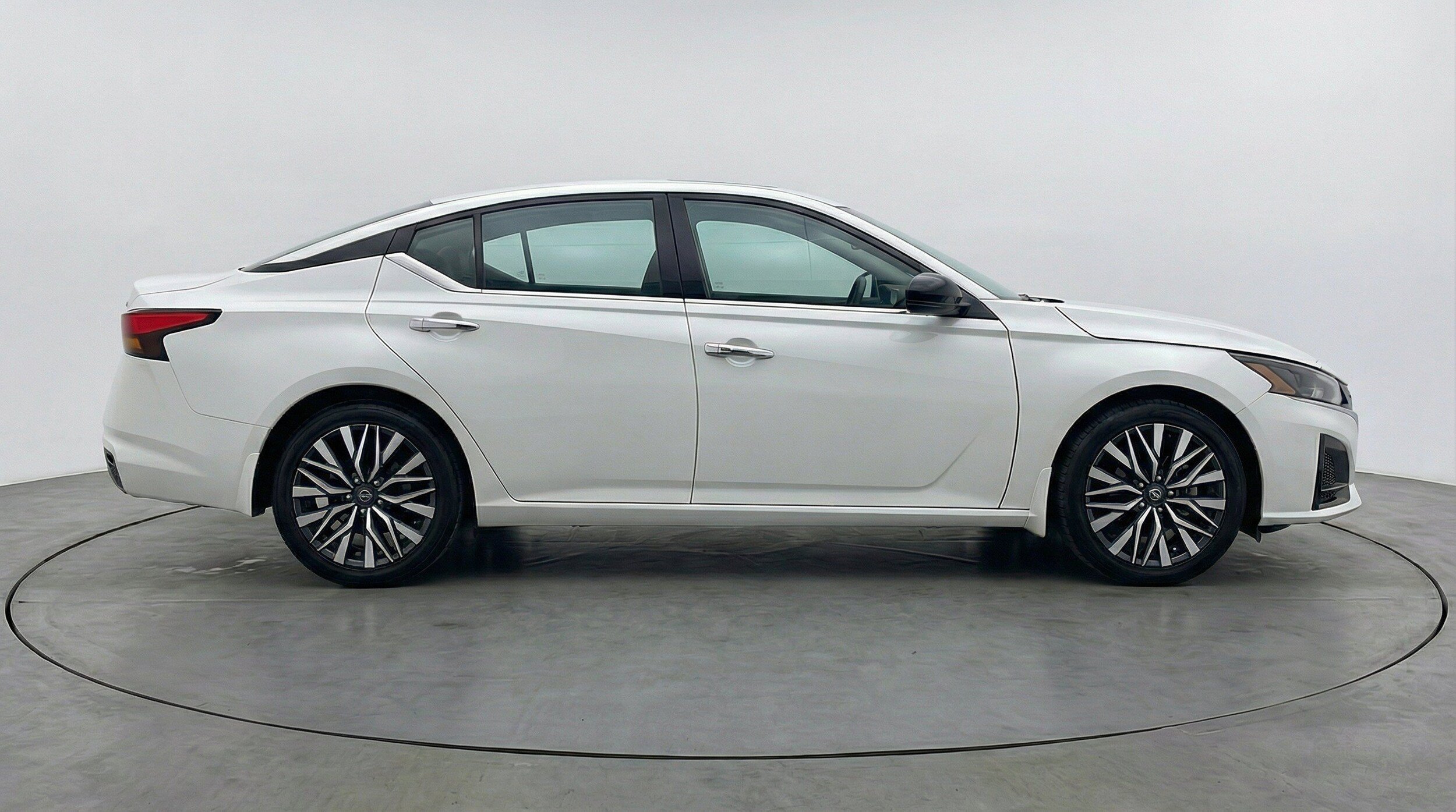 Thumbnail: 2025 Nissan Altima - 11
