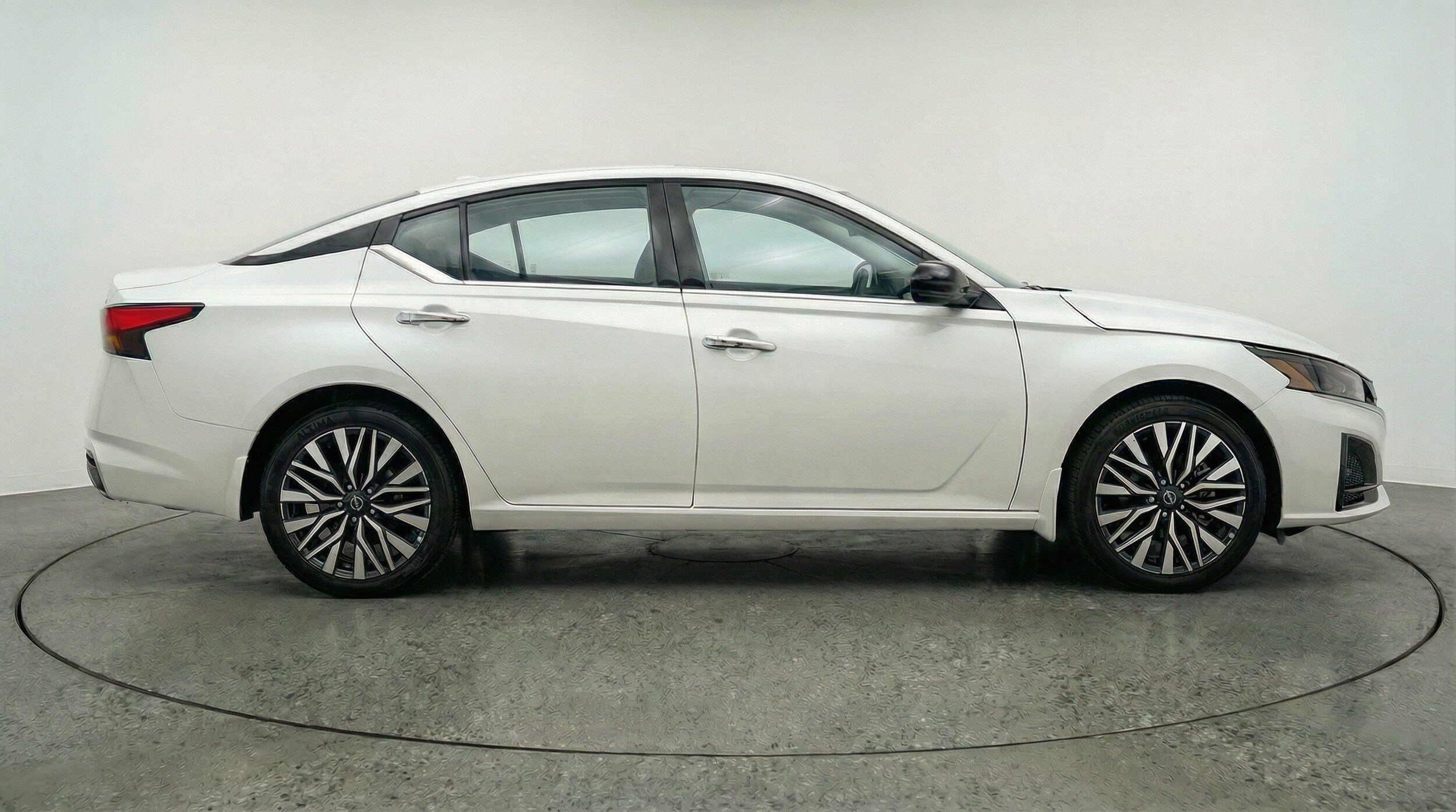 Thumbnail: 2025 Nissan Altima - 11