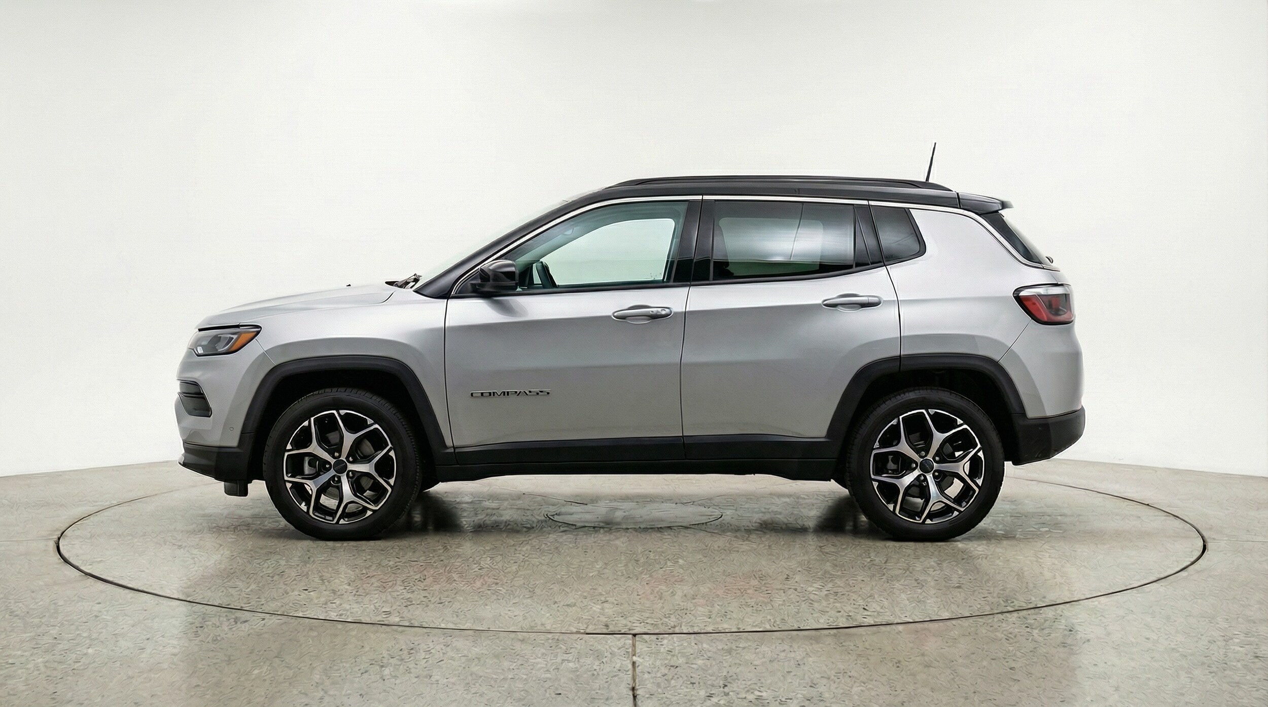 Thumbnail: 2025 Jeep Compass - 4