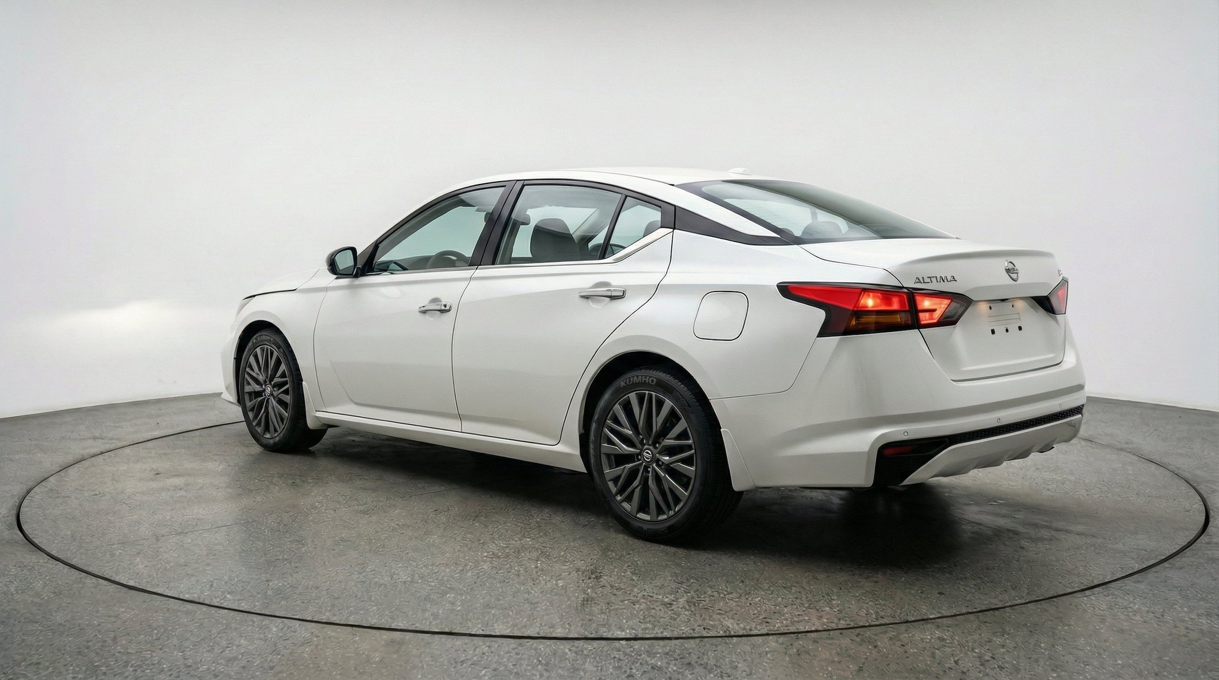 Thumbnail: 2025 Nissan Altima - 6