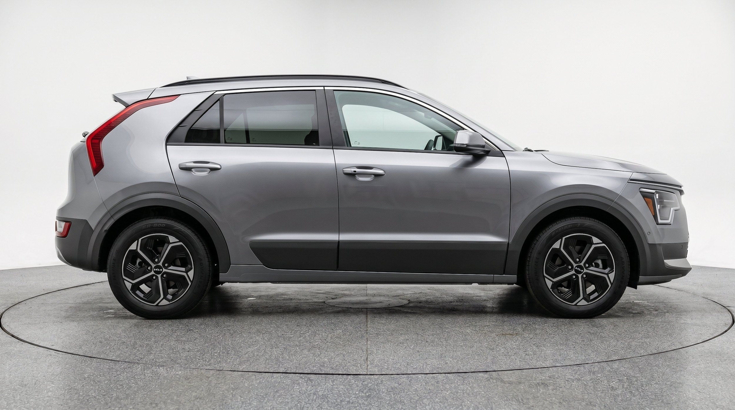 Thumbnail: 2026 Kia Niro - 11