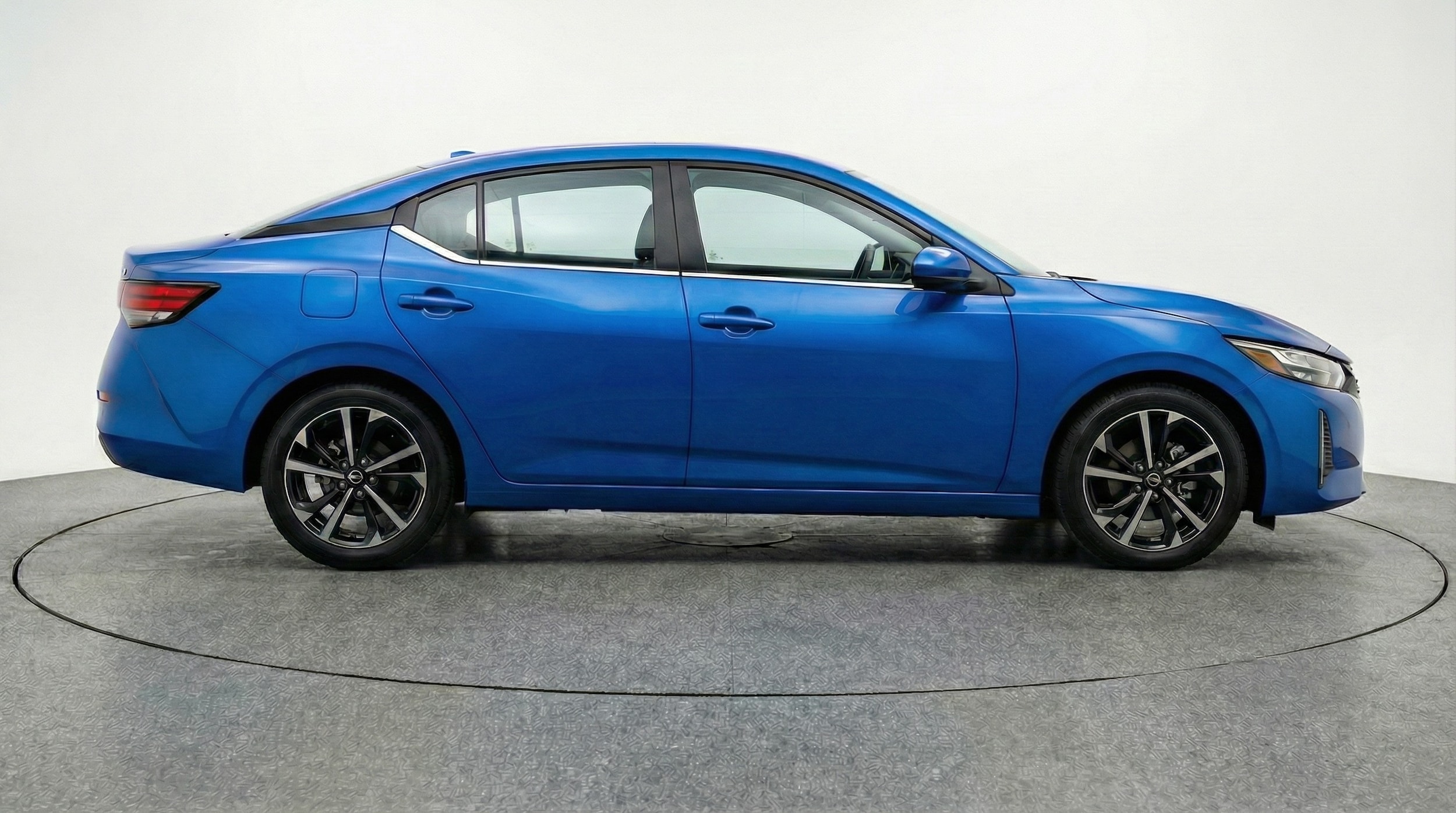 Thumbnail: 2025 Nissan Sentra - 8