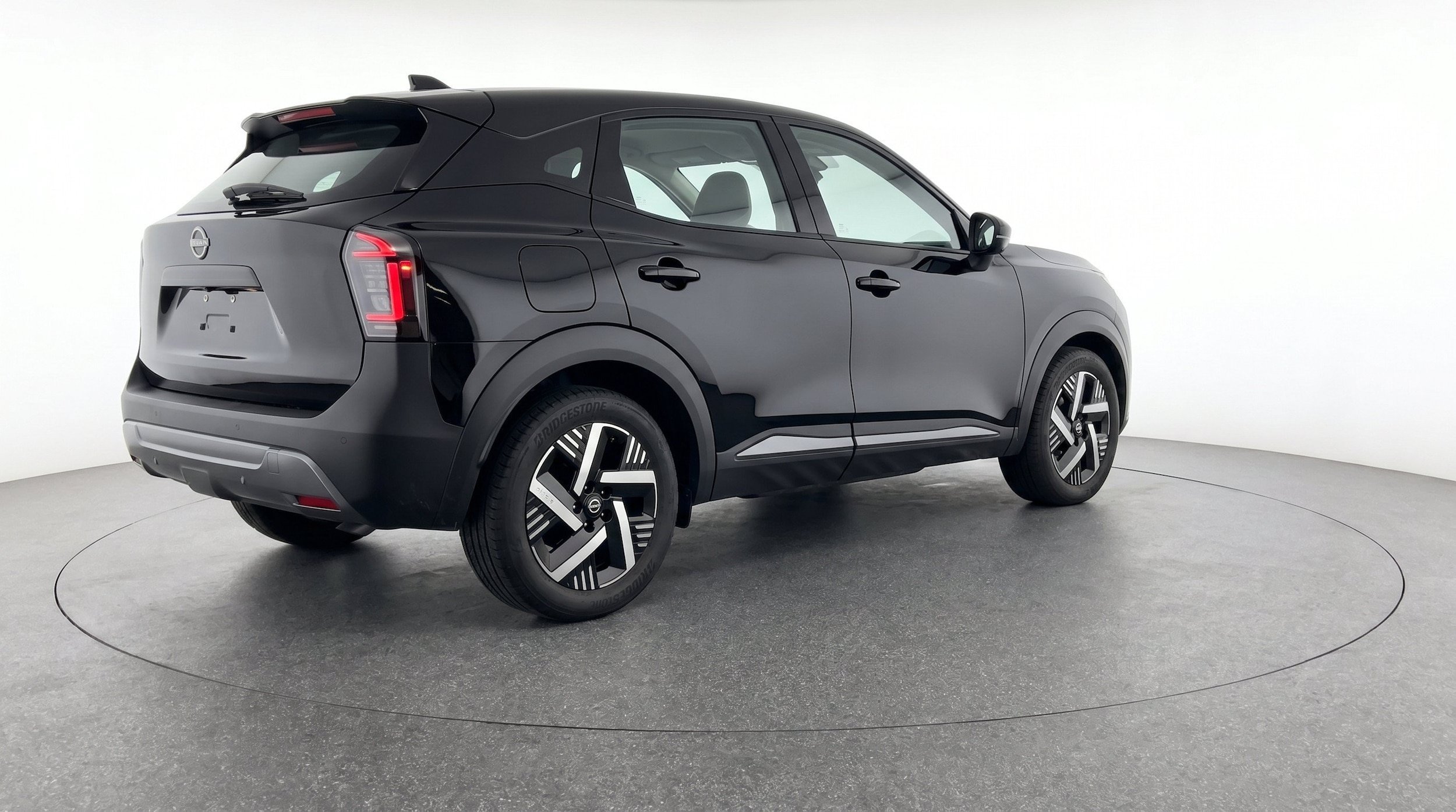 Thumbnail: 2026 Nissan Kicks - 9