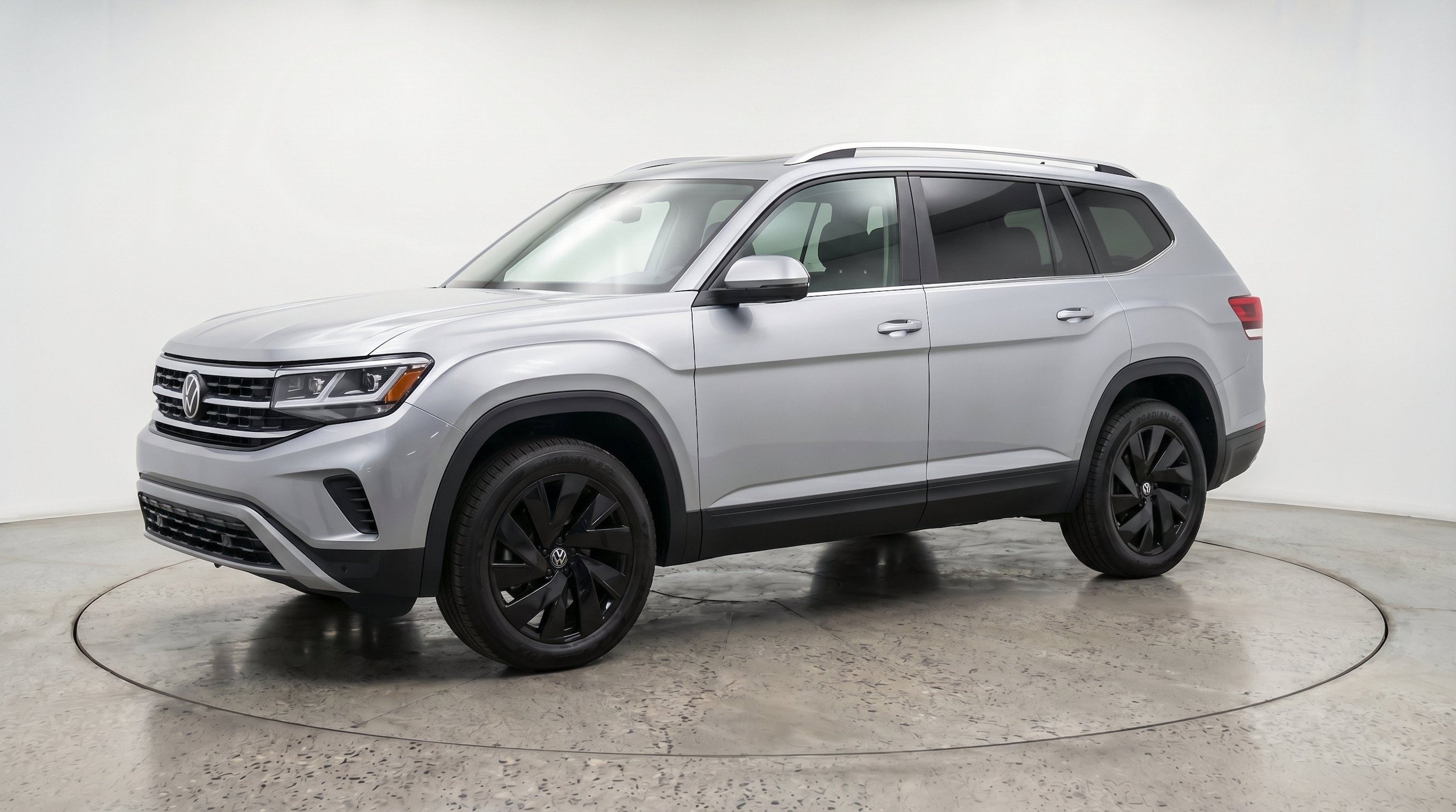 Thumbnail: 2026 Volkswagen Atlas - 3