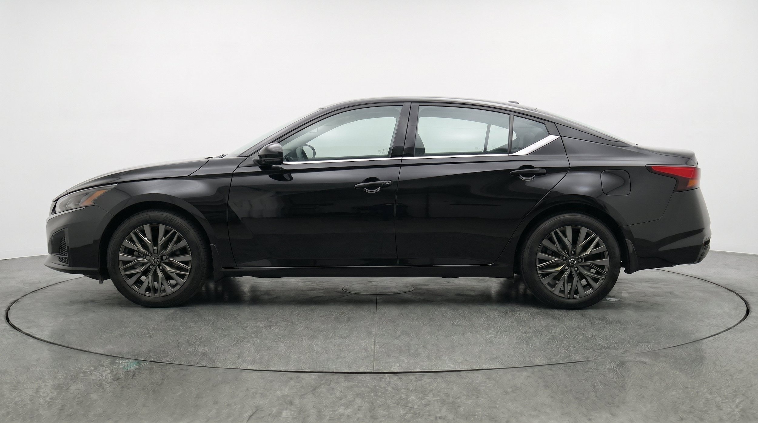 Thumbnail: 2026 Nissan Altima - 5