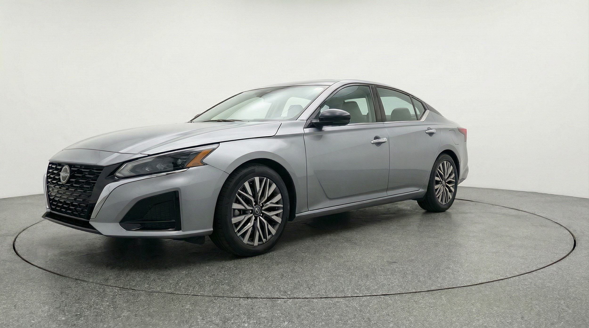 Thumbnail: 2025 Nissan Altima - 3