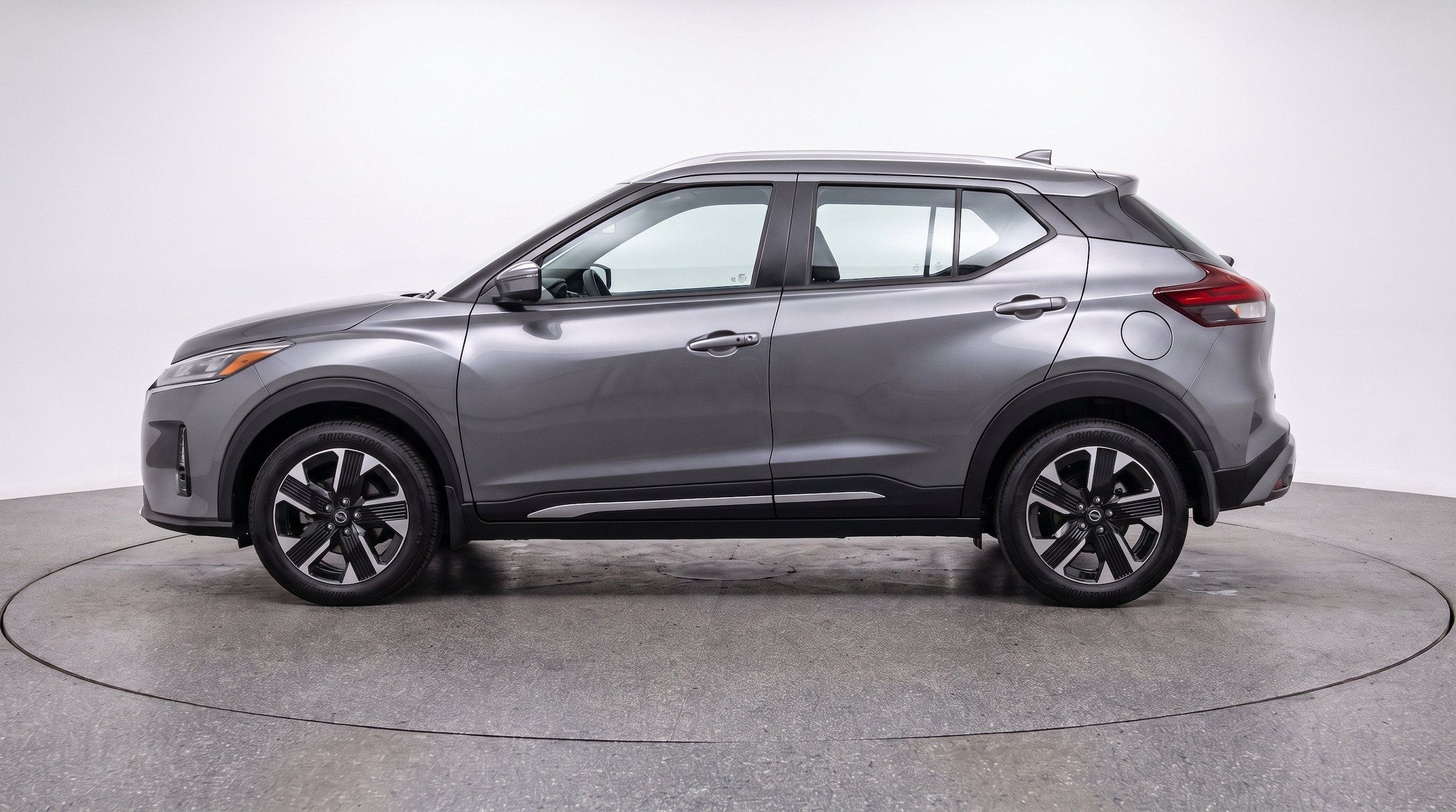 Thumbnail: 2026 Nissan Kicks - 5