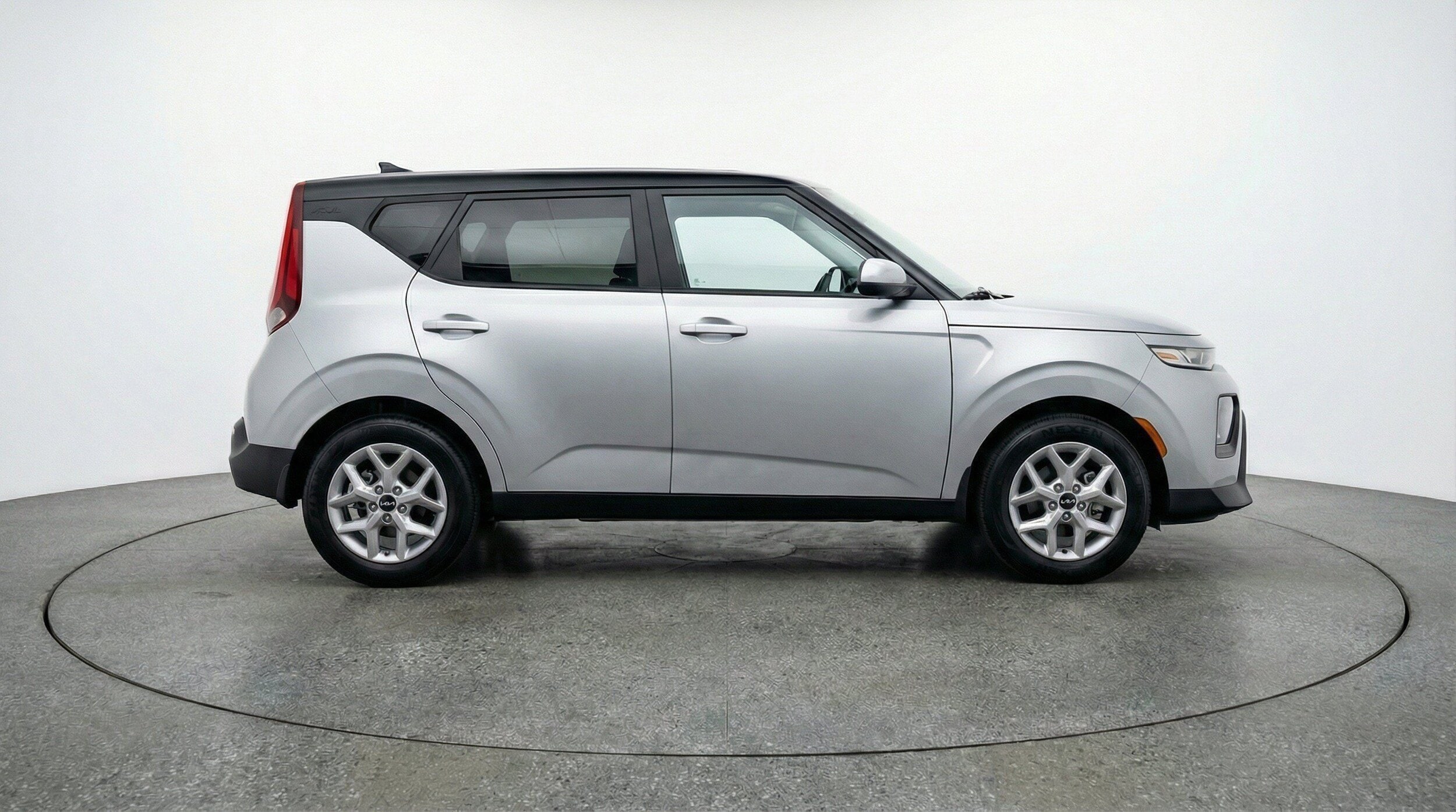 Thumbnail: 2025 Kia Soul - 11