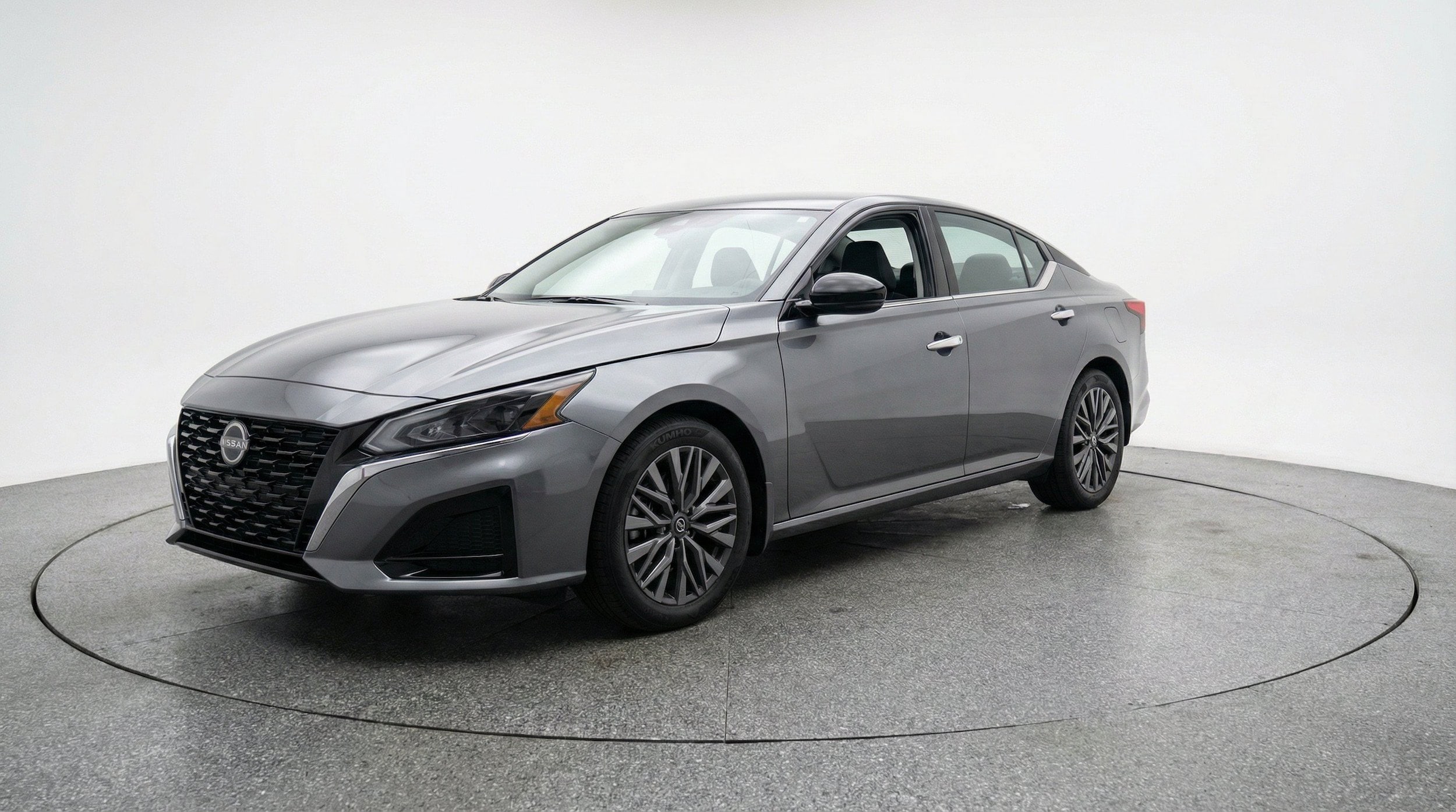 Thumbnail: 2025 Nissan Altima - 3