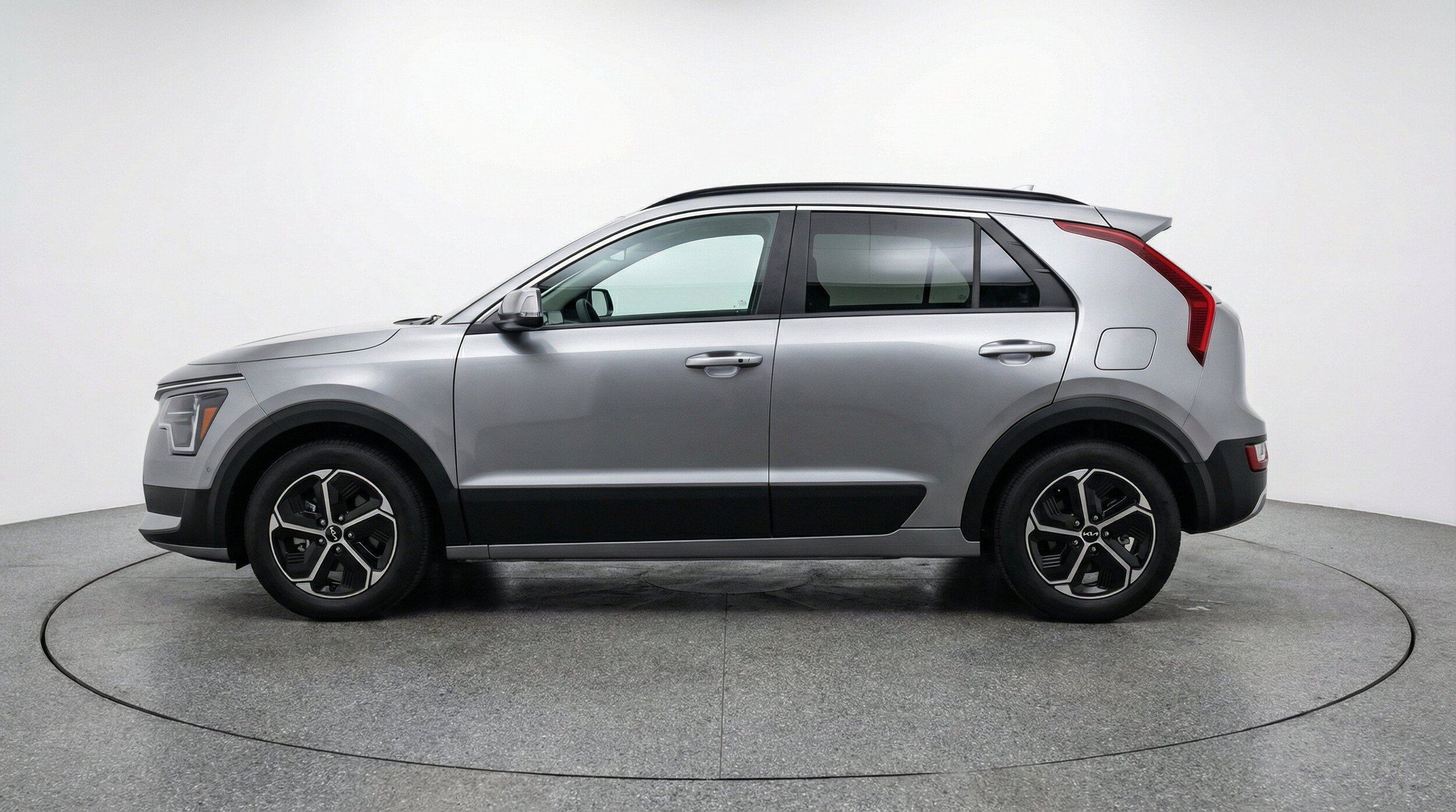 Thumbnail: 2026 Kia Niro - 4
