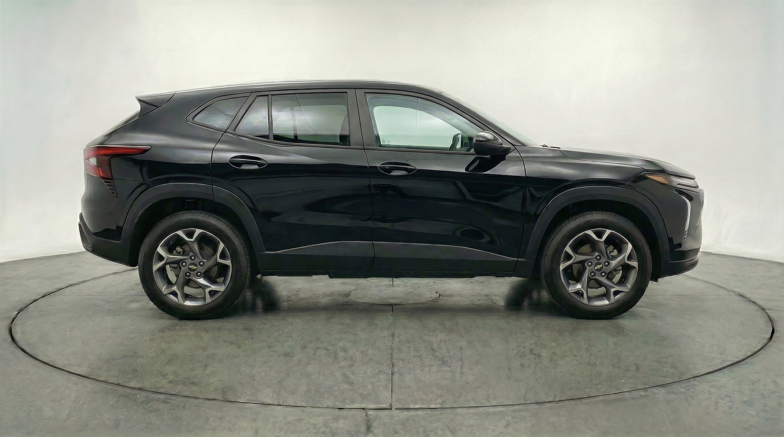 Thumbnail: 2025 Chevrolet Trax - 11