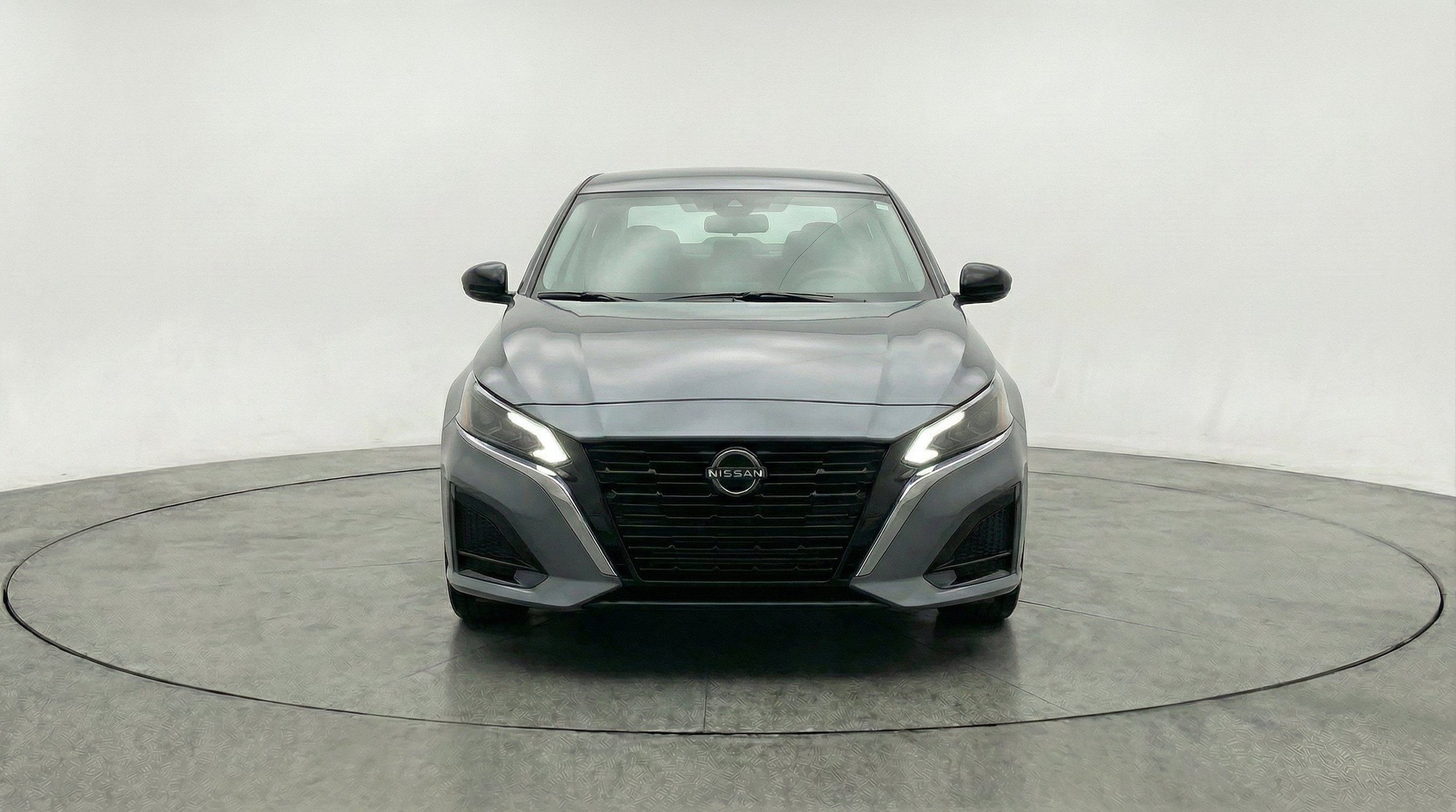 Thumbnail: 2025 Nissan Altima - 2