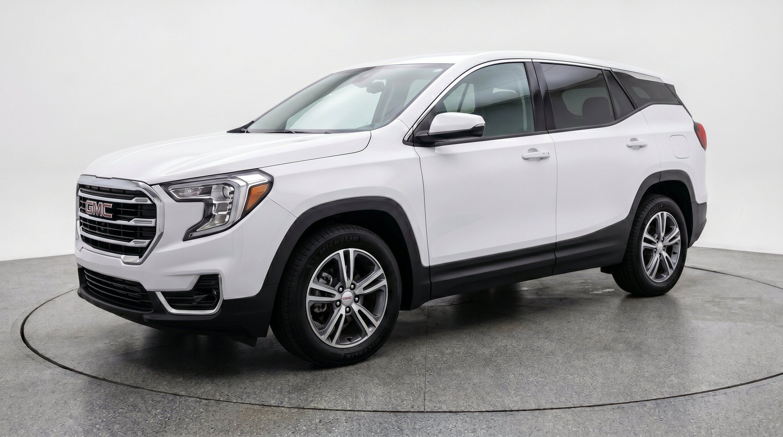 Thumbnail: 2024 GMC Terrain - 3