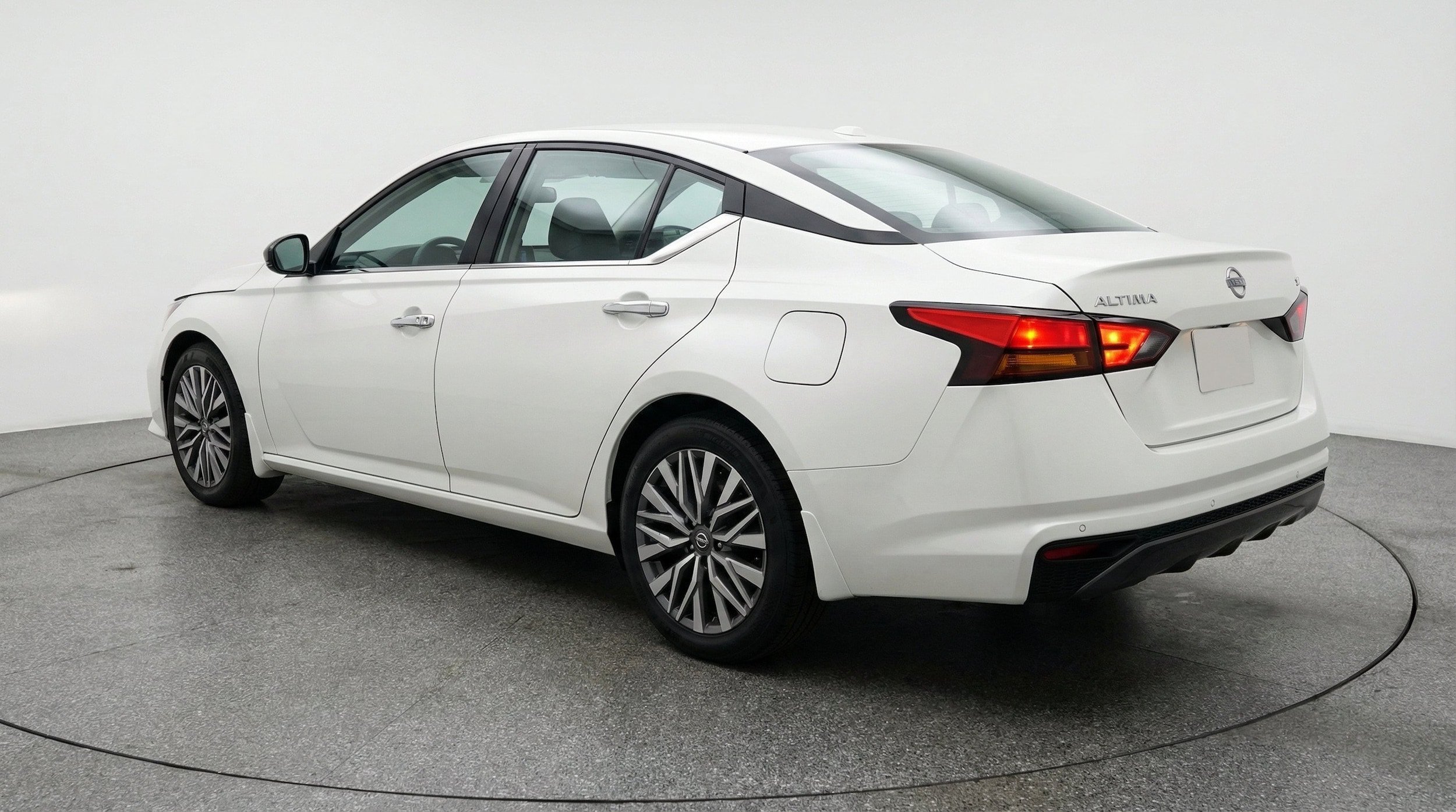 Thumbnail: 2025 Nissan Altima - 6