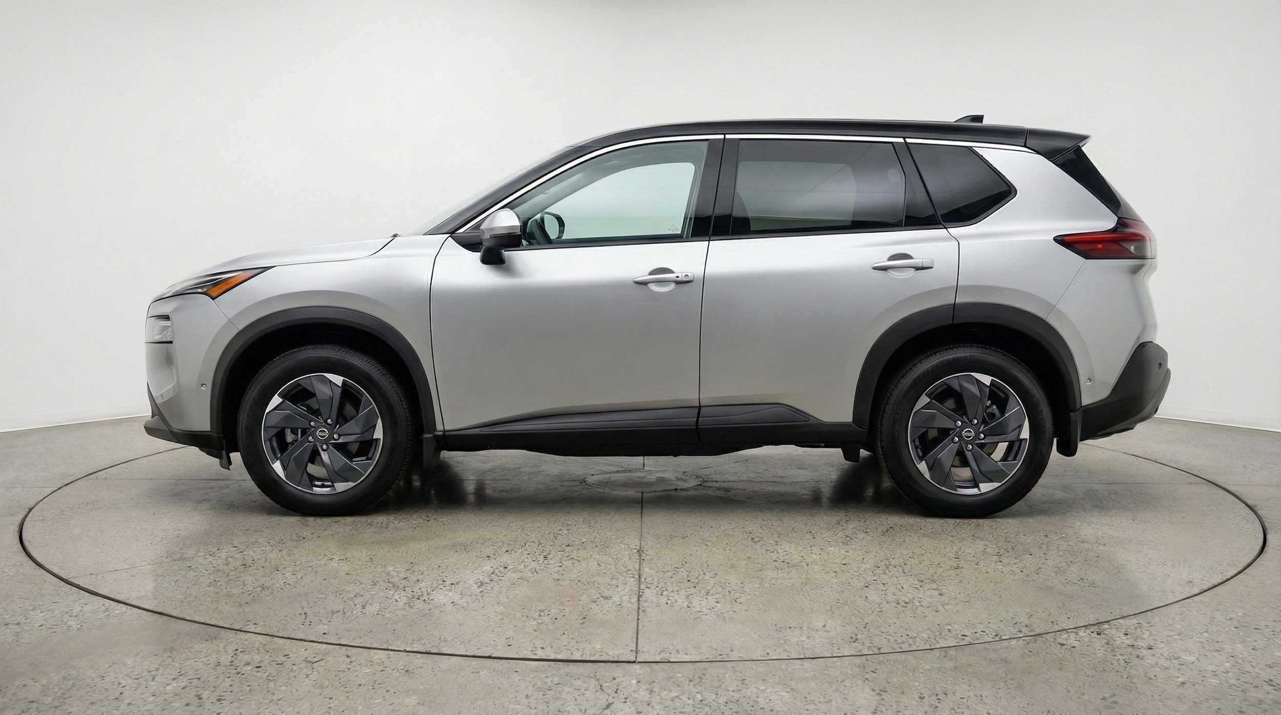 Thumbnail: 2025 Nissan Rogue - 4