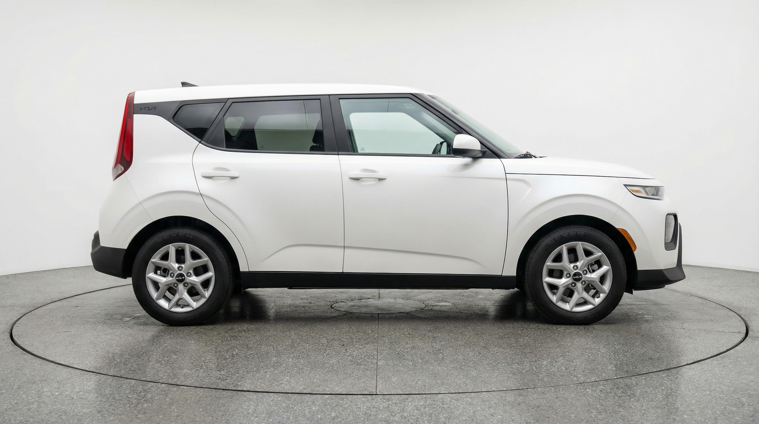 Thumbnail: 2025 Kia Soul - 8