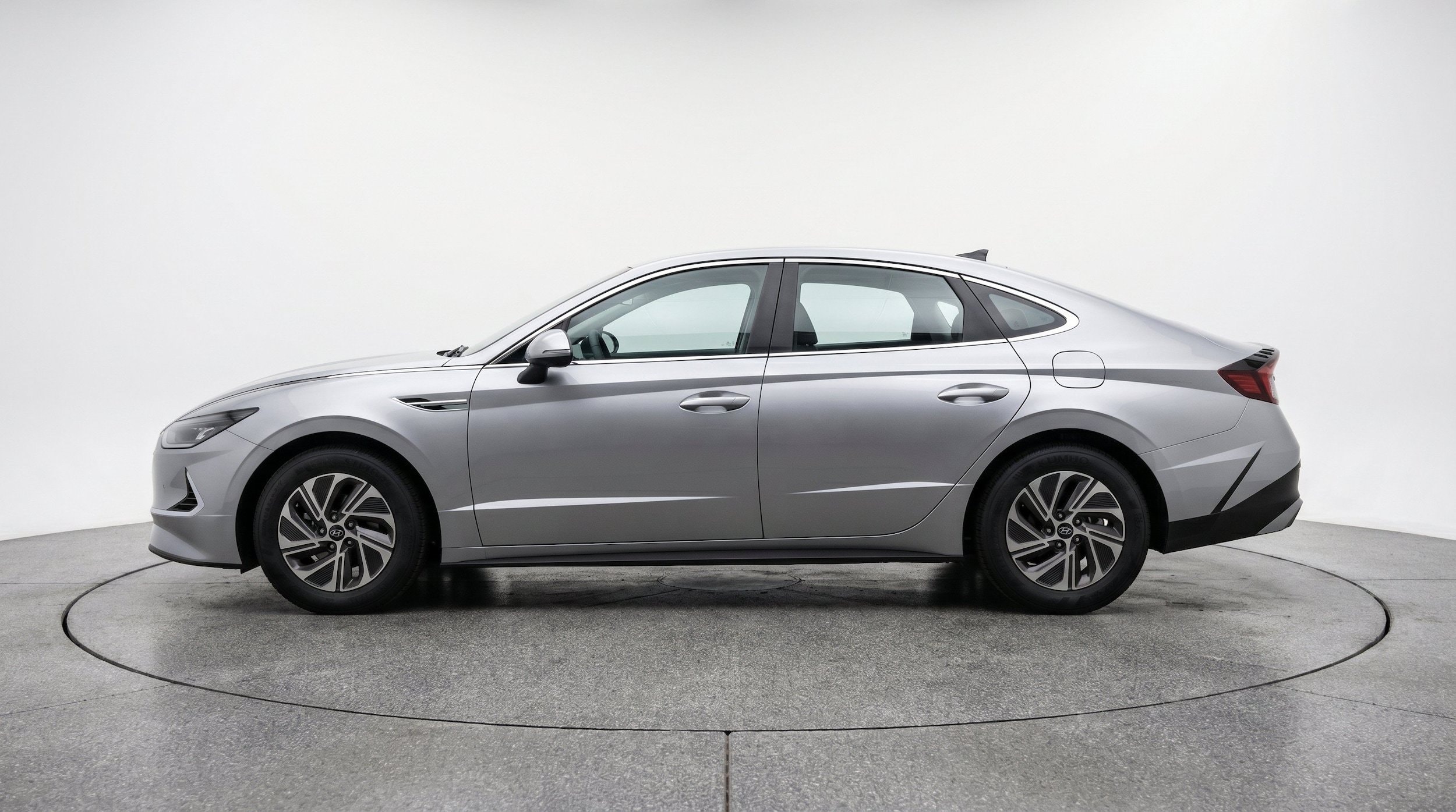 Thumbnail: 2026 Hyundai Sonata - 4