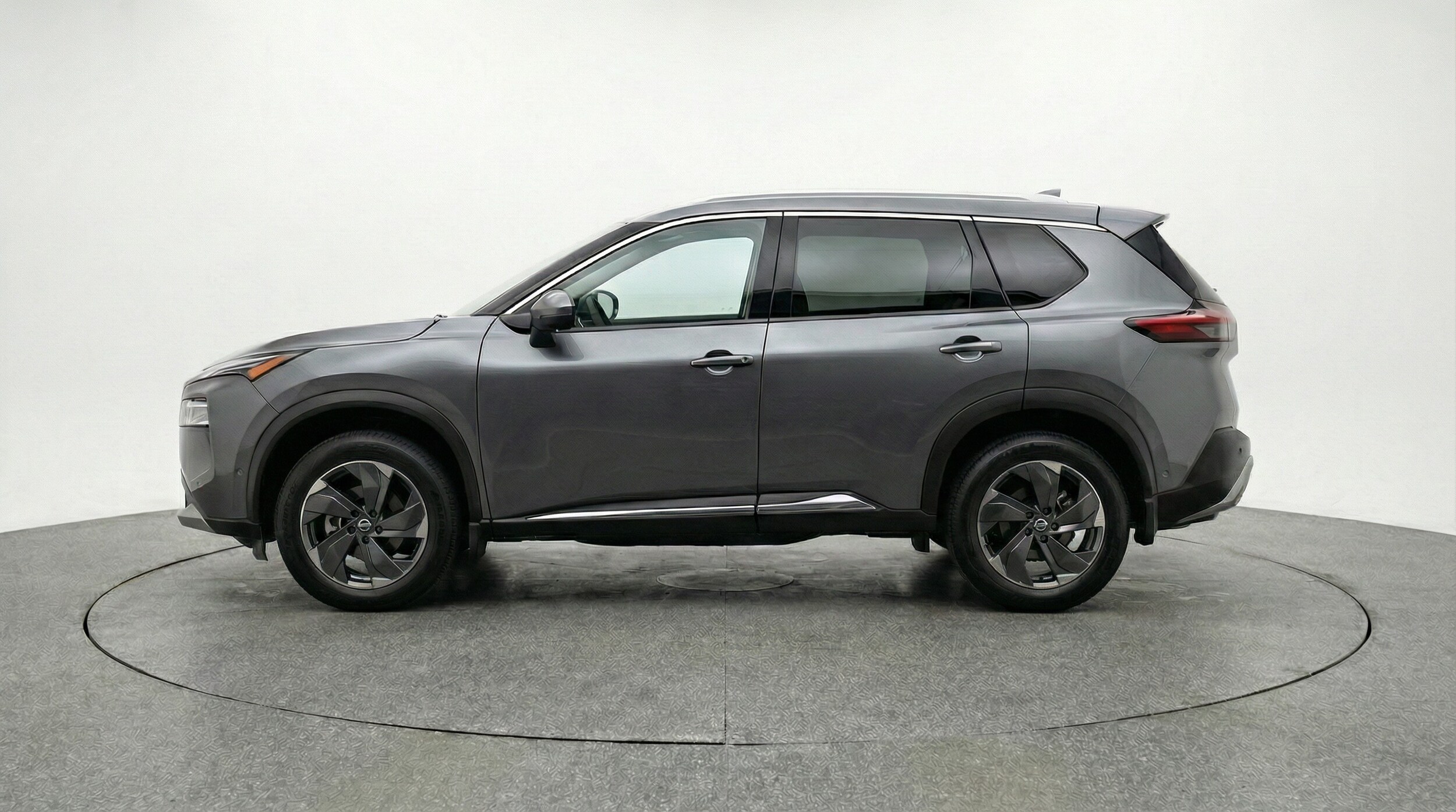 Thumbnail: 2025 Nissan Rogue - 4