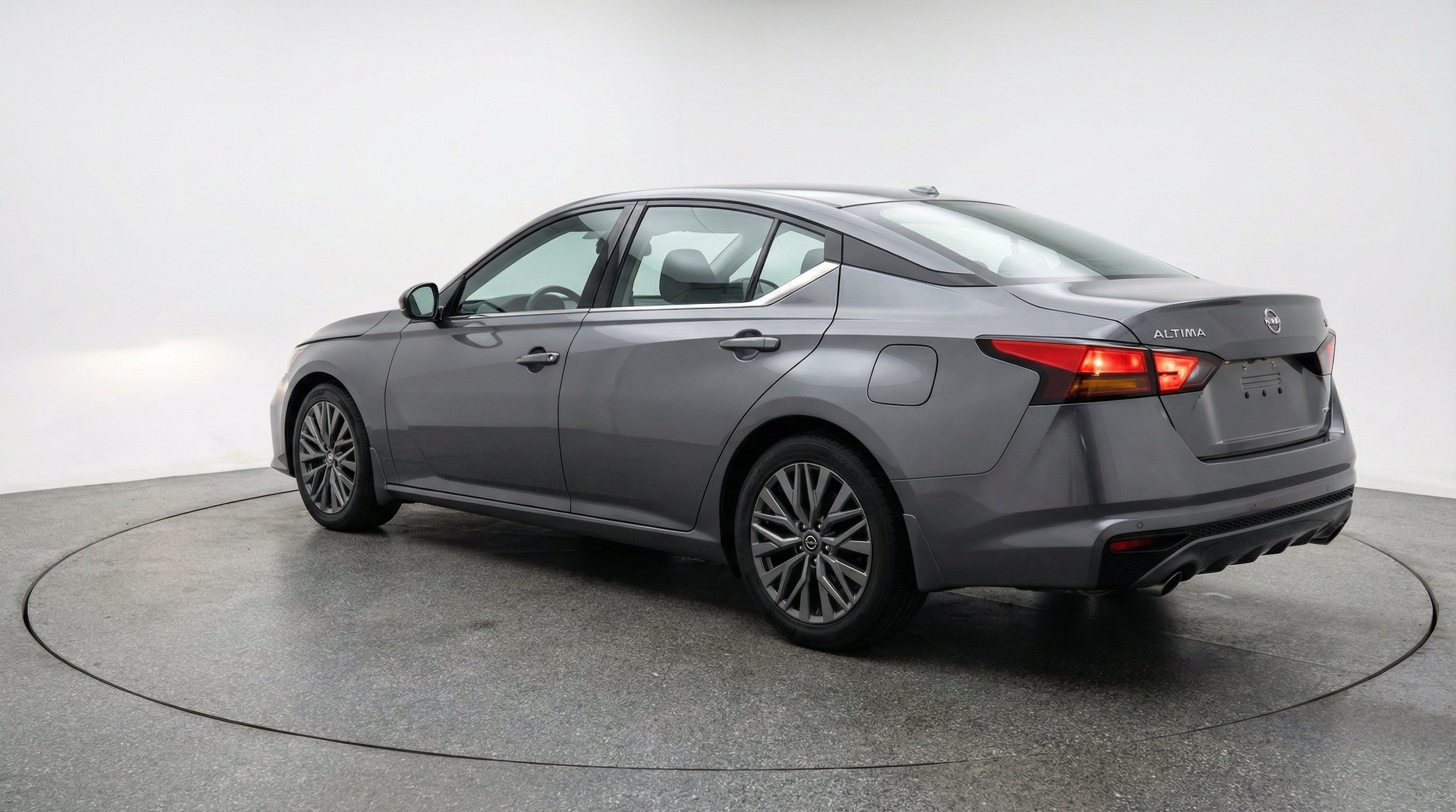 Thumbnail: 2025 Nissan Altima - 6