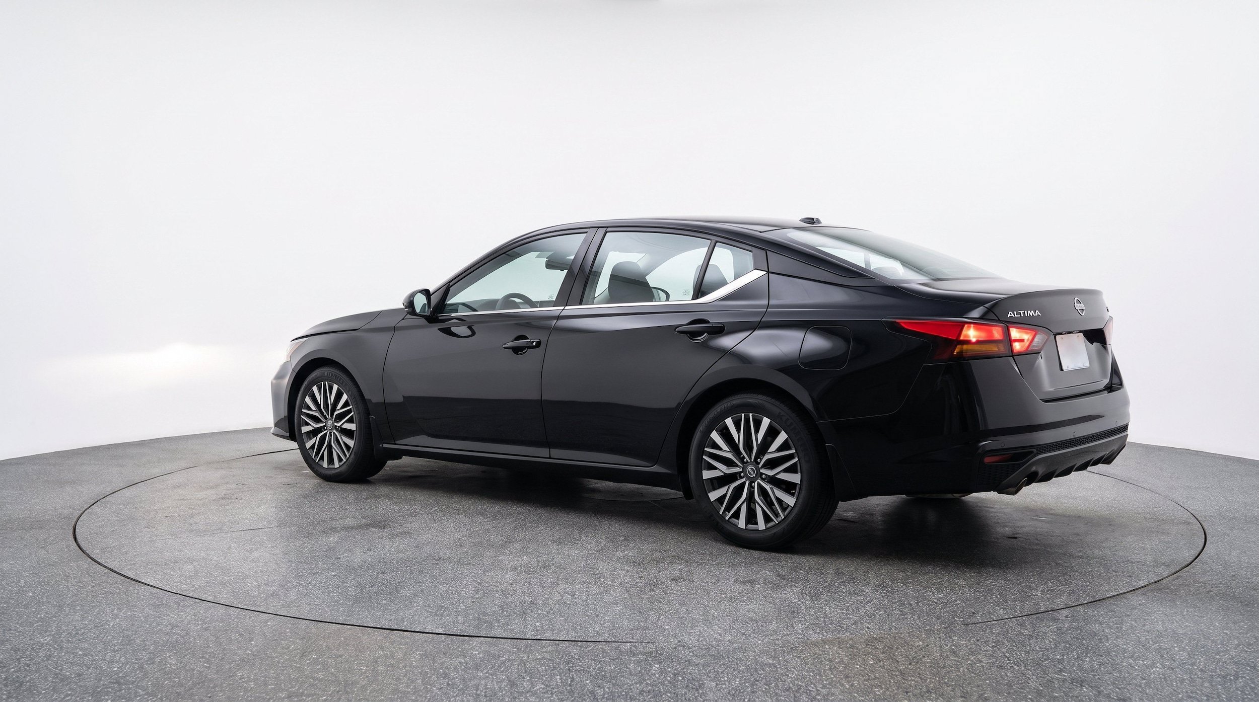 Thumbnail: 2025 Nissan Altima - 6